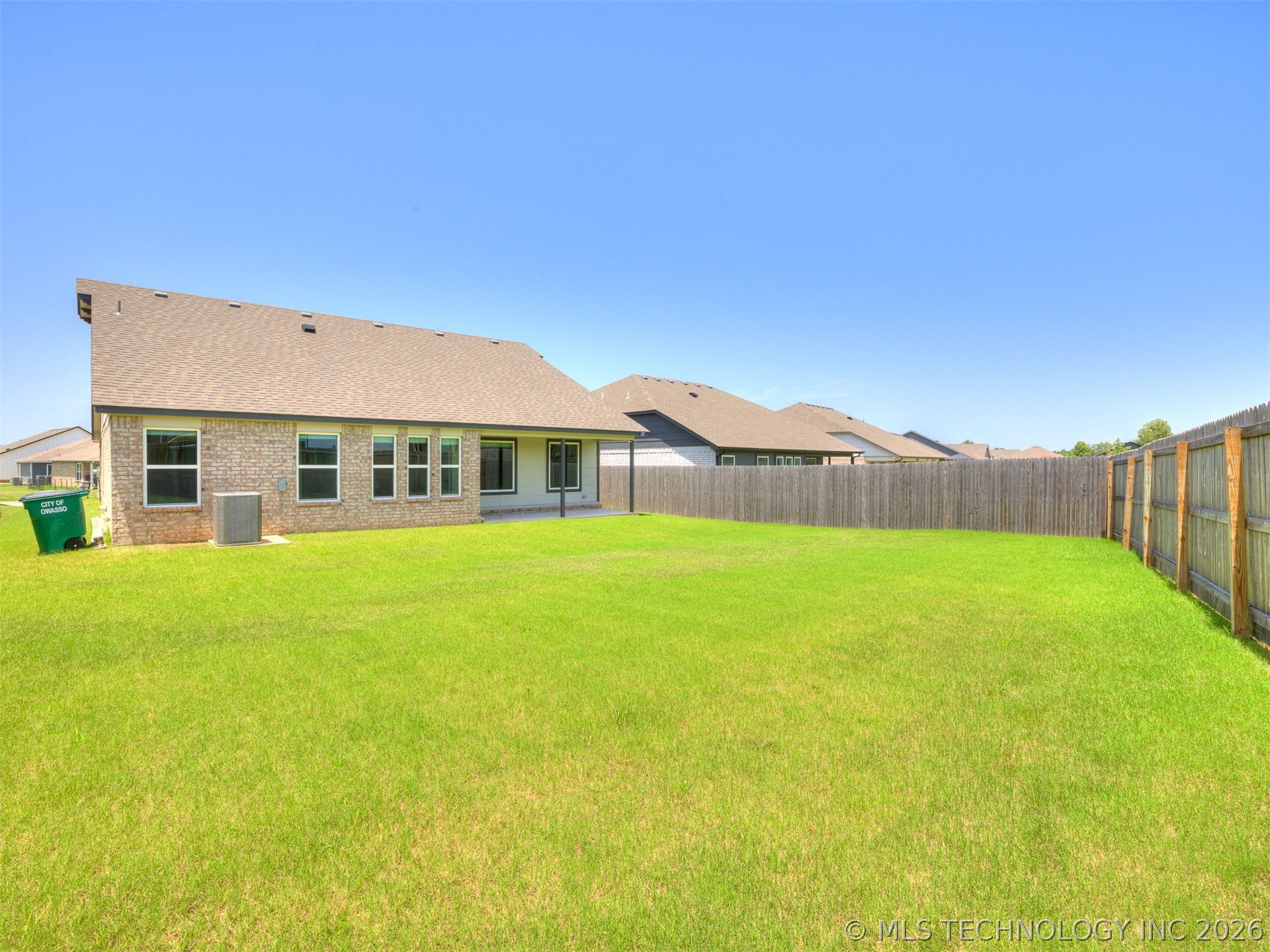12333 N 132nd Avenue E Property Photo 4