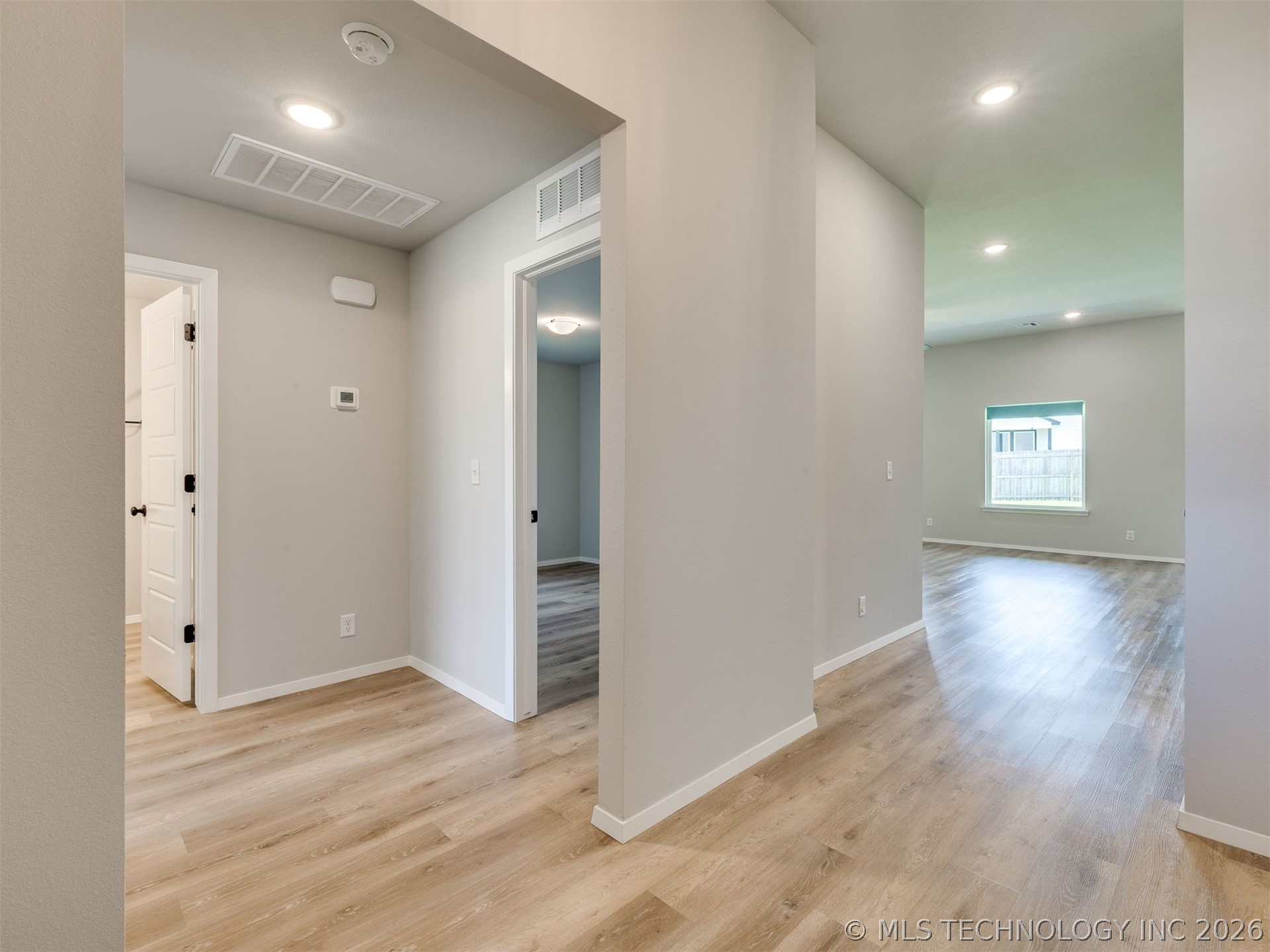 12333 N 132nd Avenue E Property Photo 10