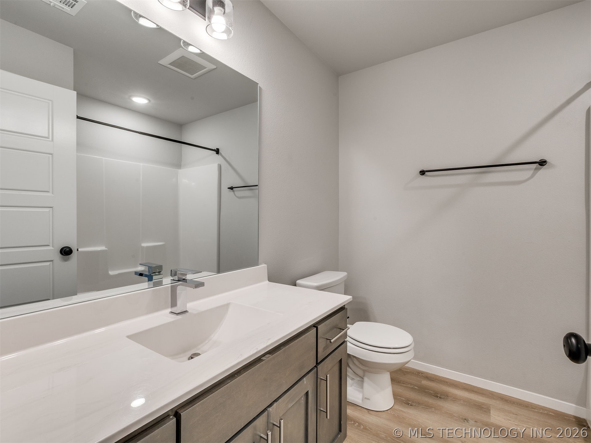 12333 N 132nd Avenue E Property Photo 13
