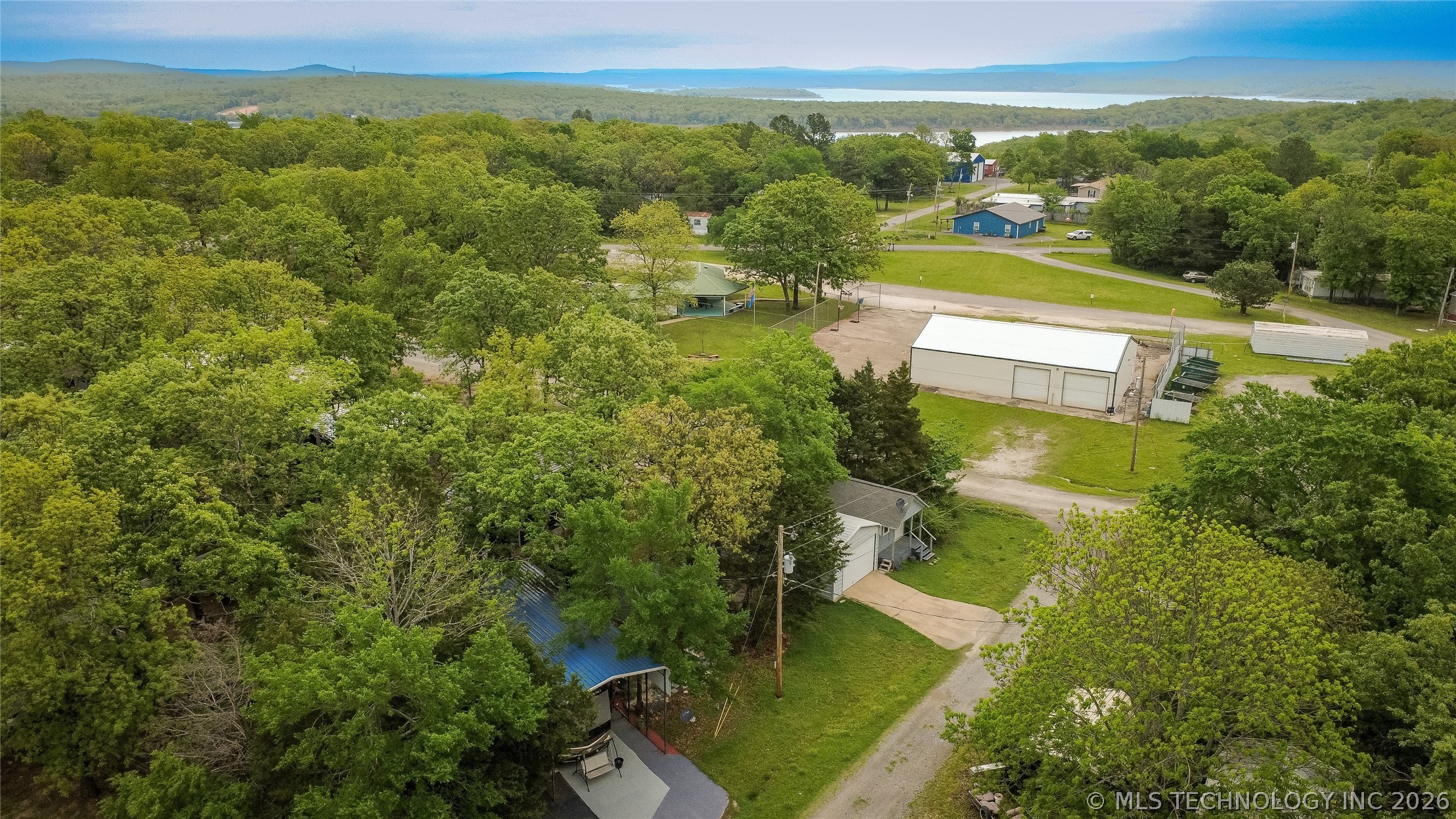 15604 W Black Oak Road Property Photo 2