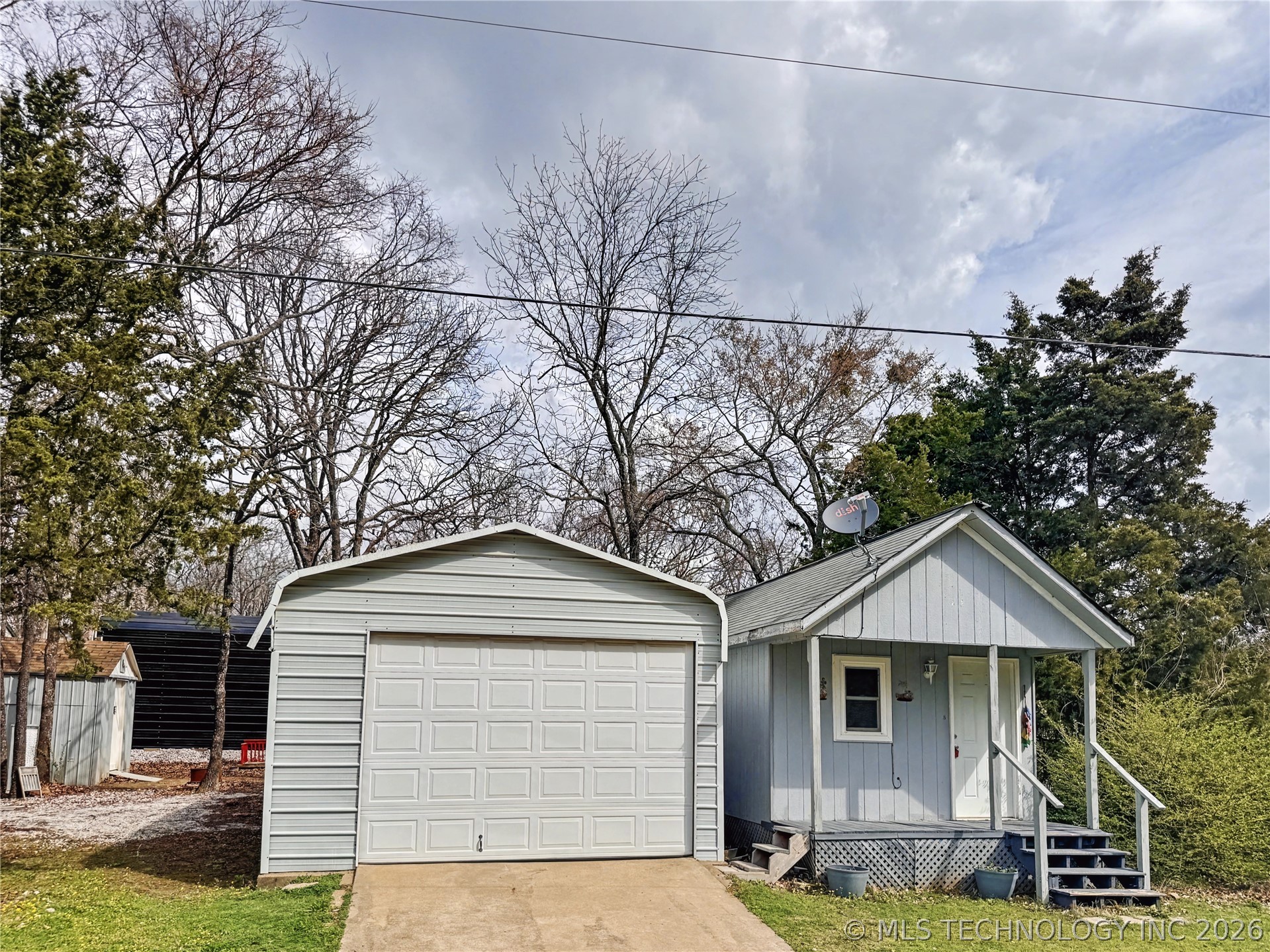 15604 W Black Oak Road Property Photo 3