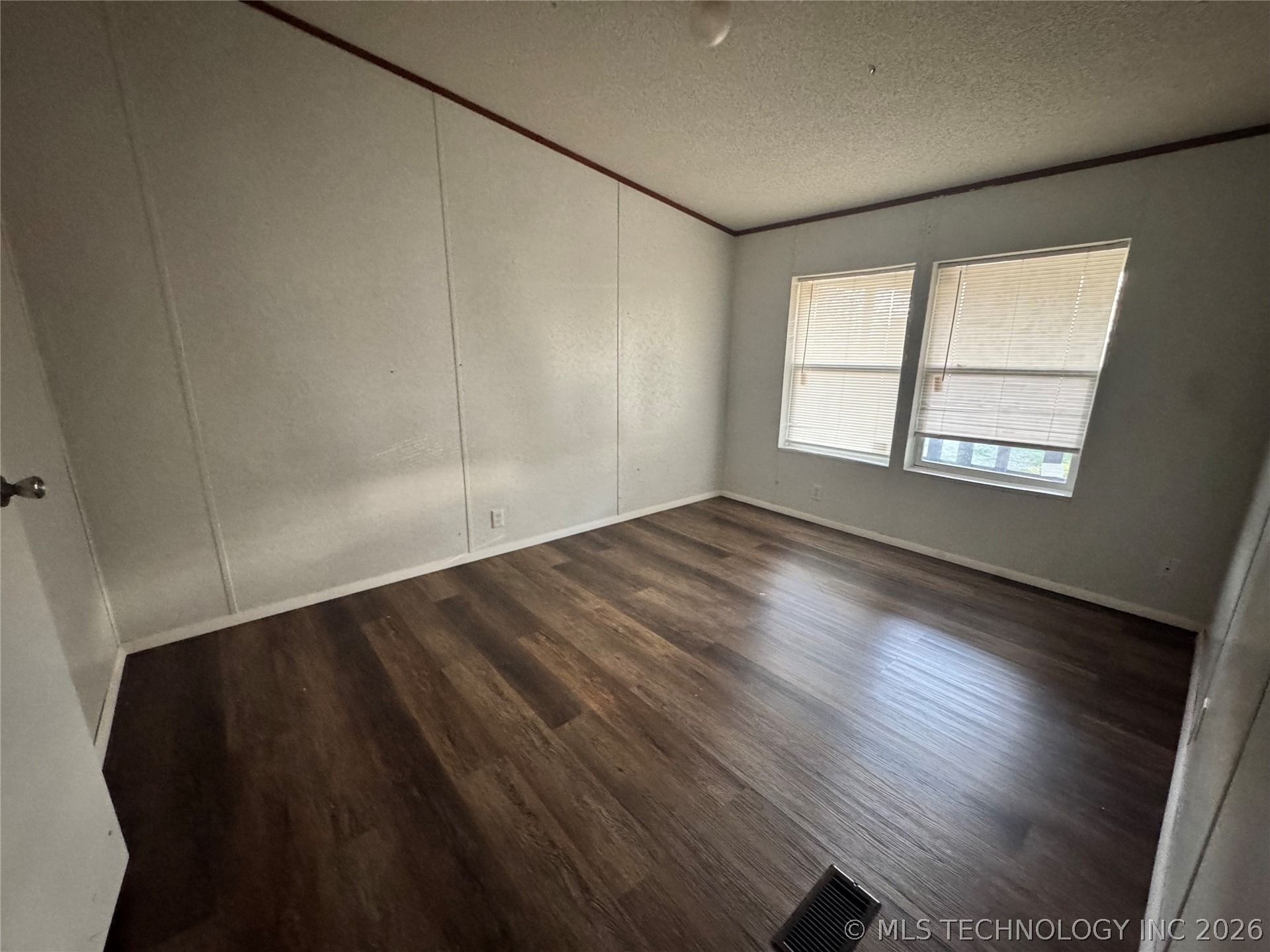 359 S Hardy Property Photo 5