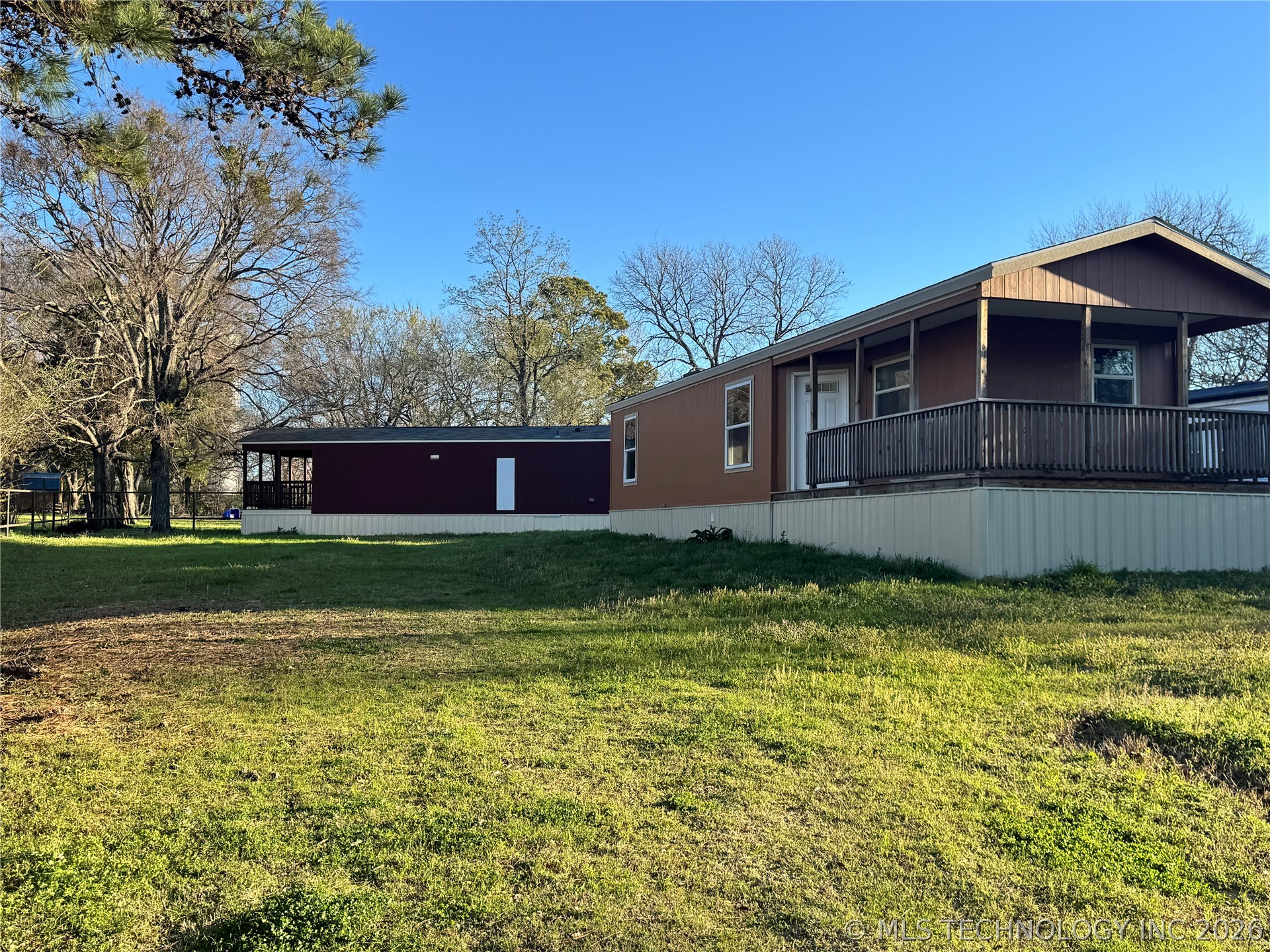 449 W Sand Property Photo 1