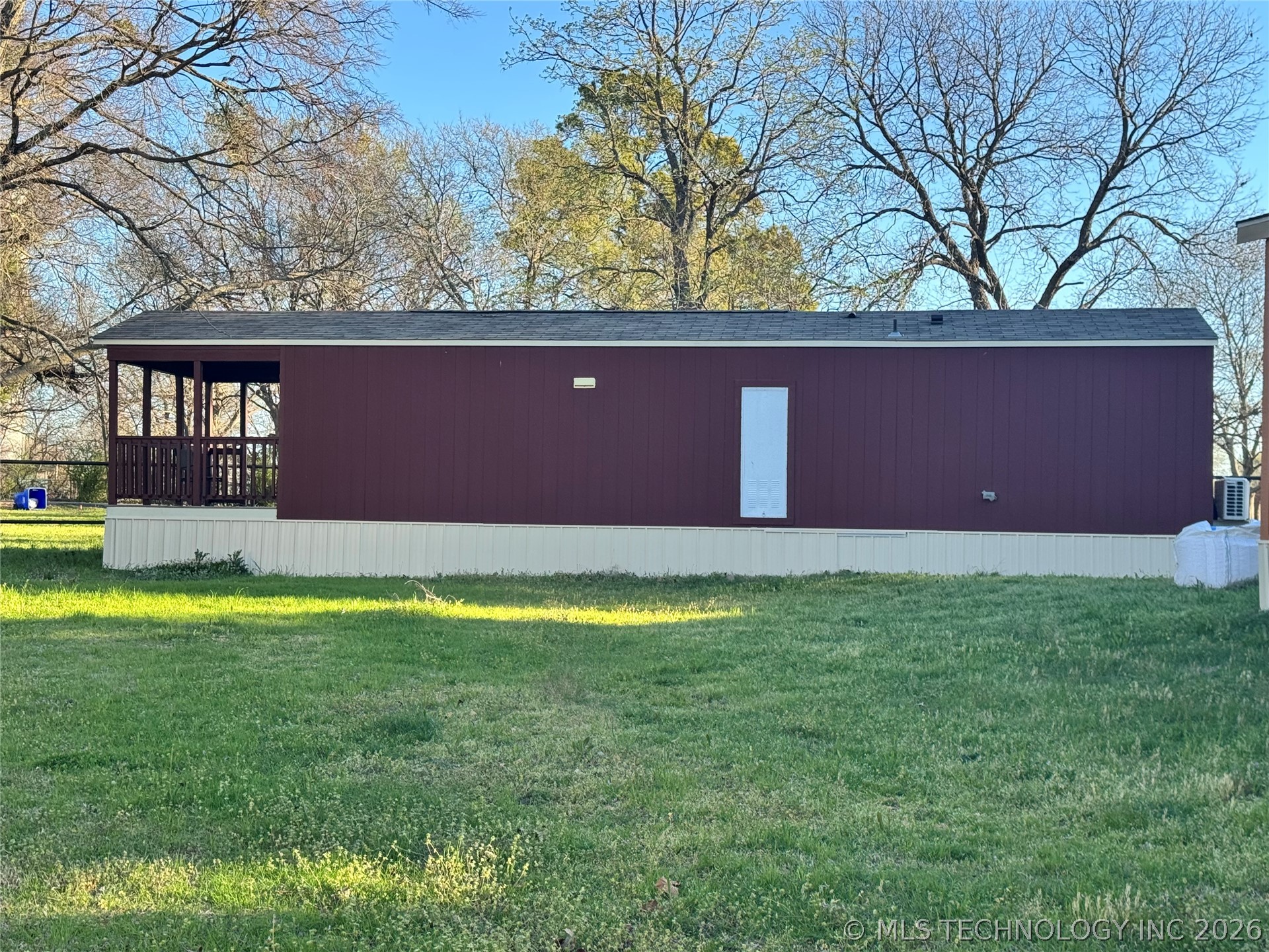 449 W Sand Property Photo 3