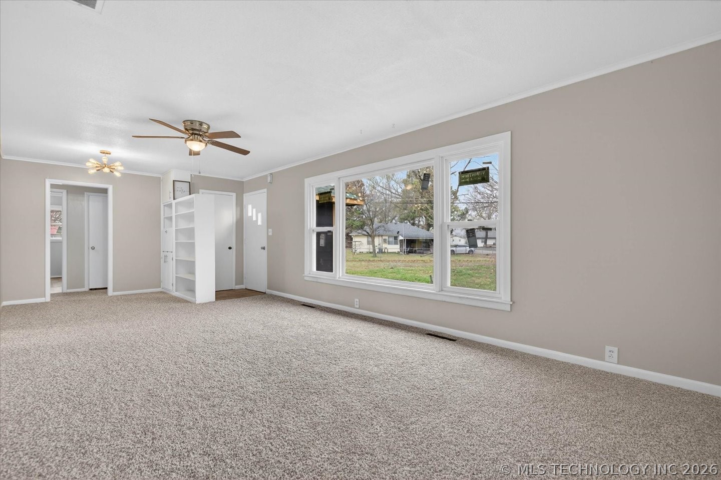 507 W Russell Avenue Property Photo 6