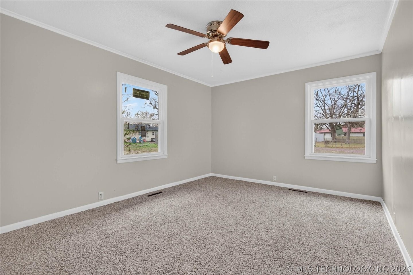 507 W Russell Avenue Property Photo 14
