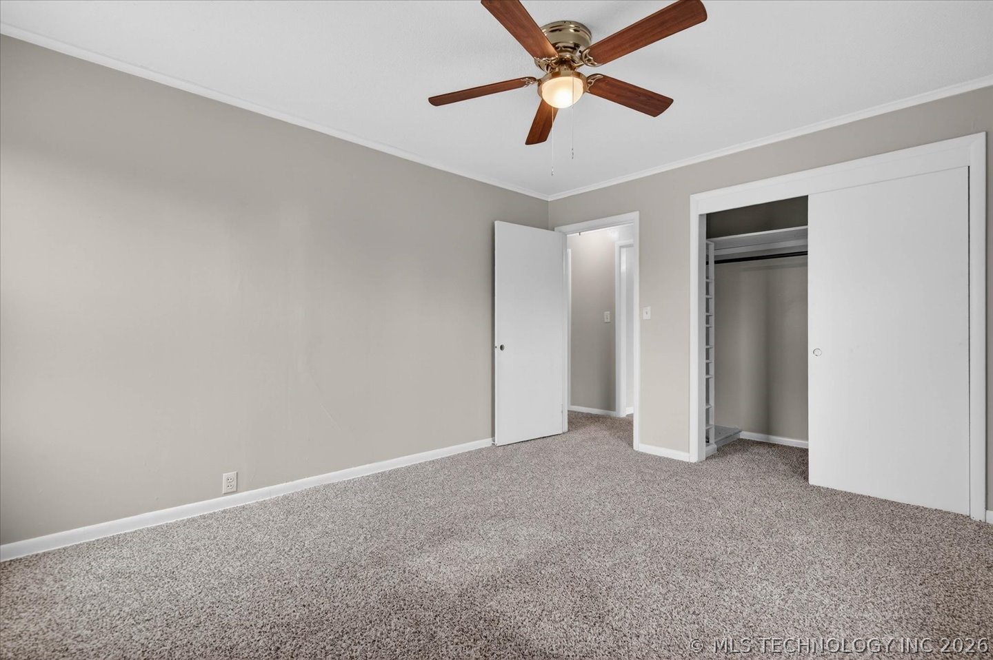507 W Russell Avenue Property Photo 15