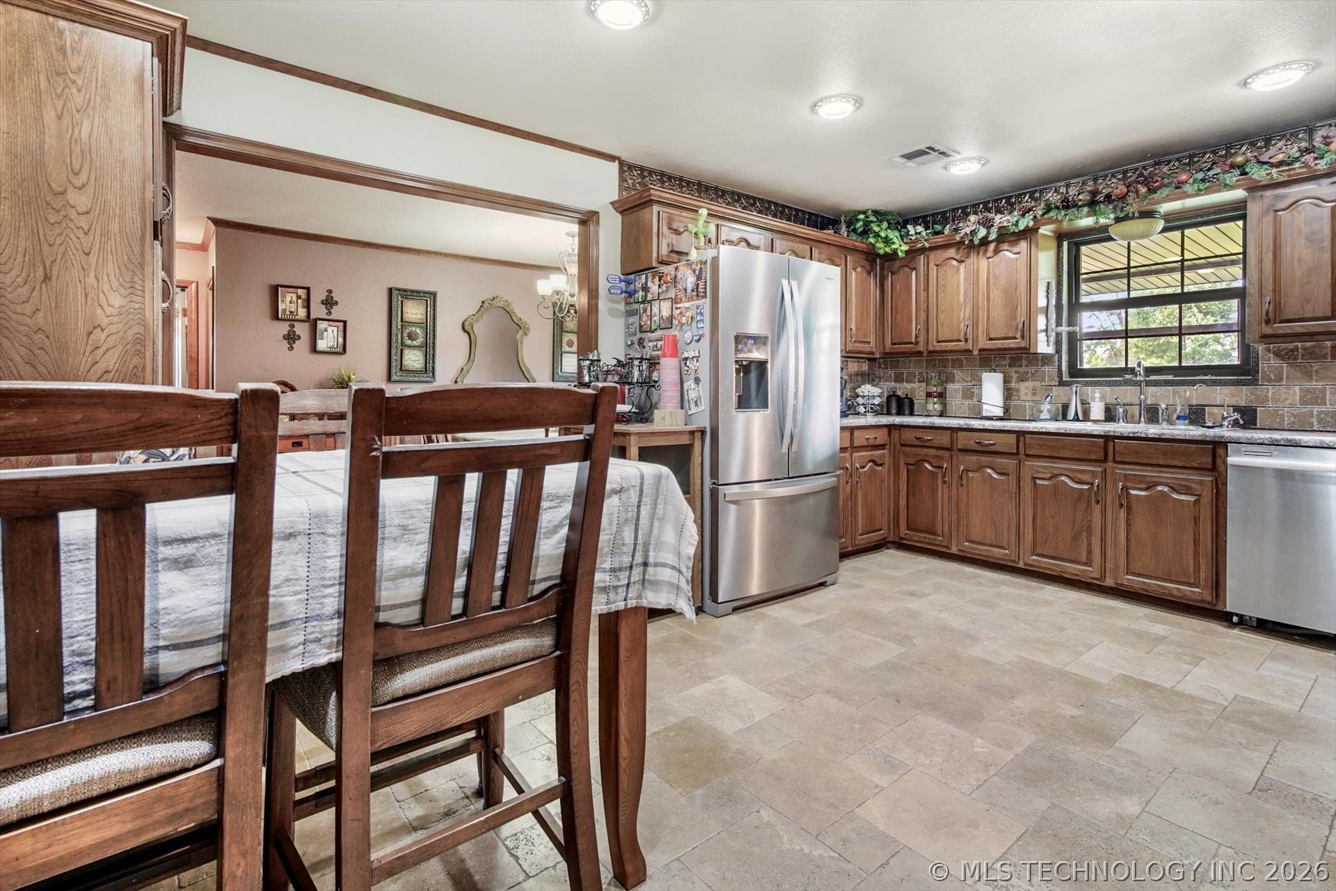 4152 W Oak Street Property Photo 10