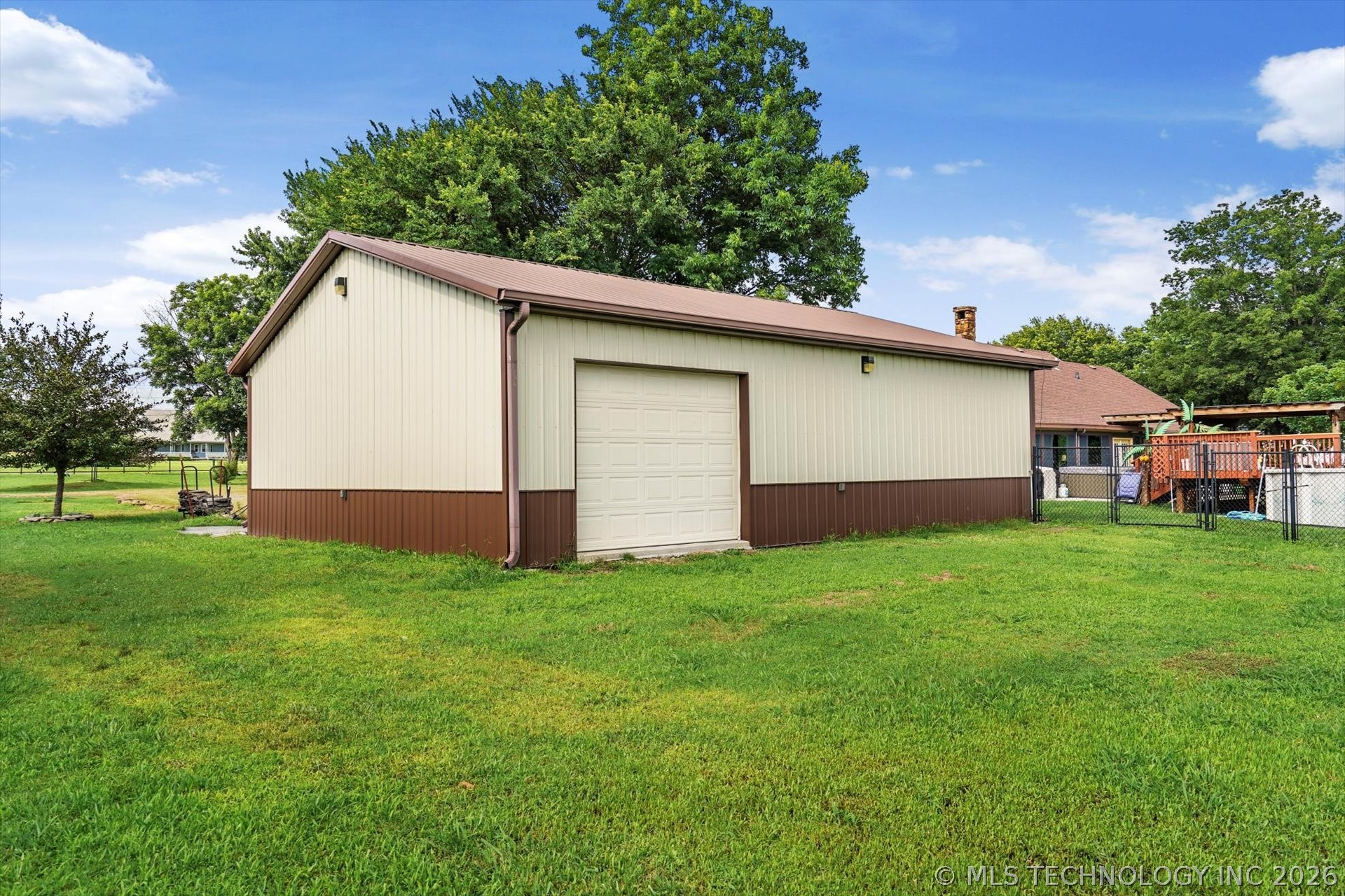 4152 W Oak Street Property Photo 43