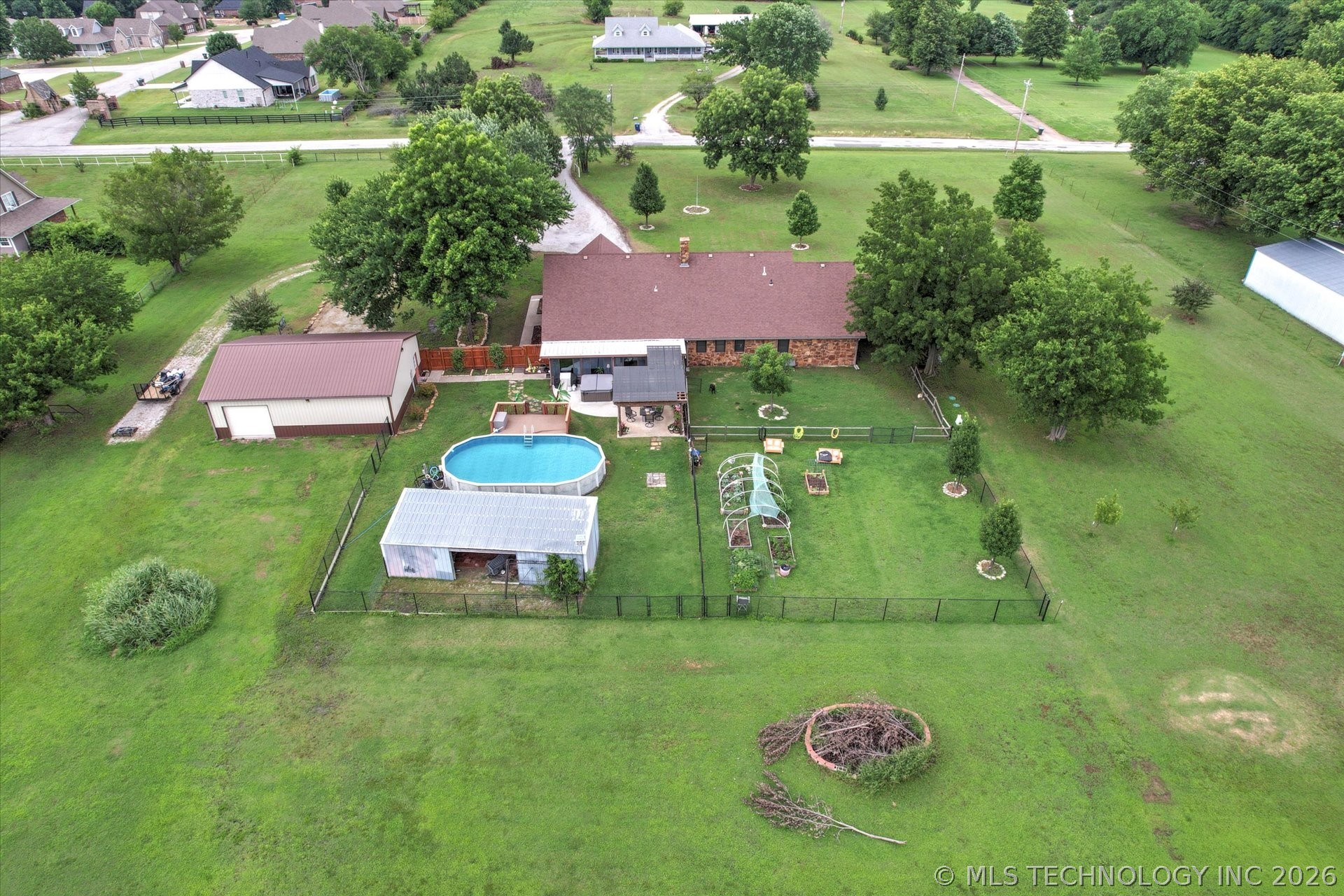 4152 W Oak Street Property Photo 55