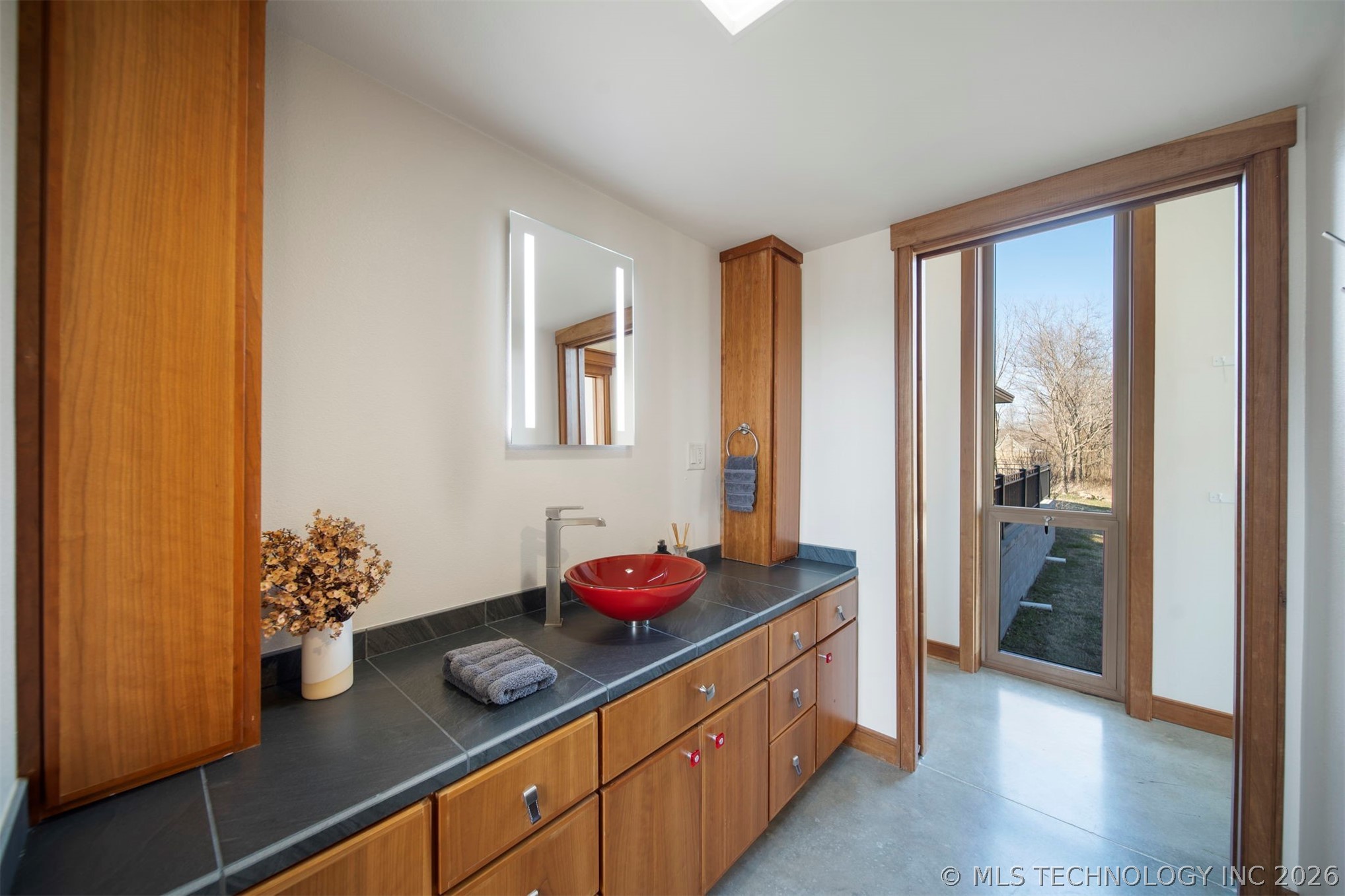 27400 S 614 Road Property Photo 45