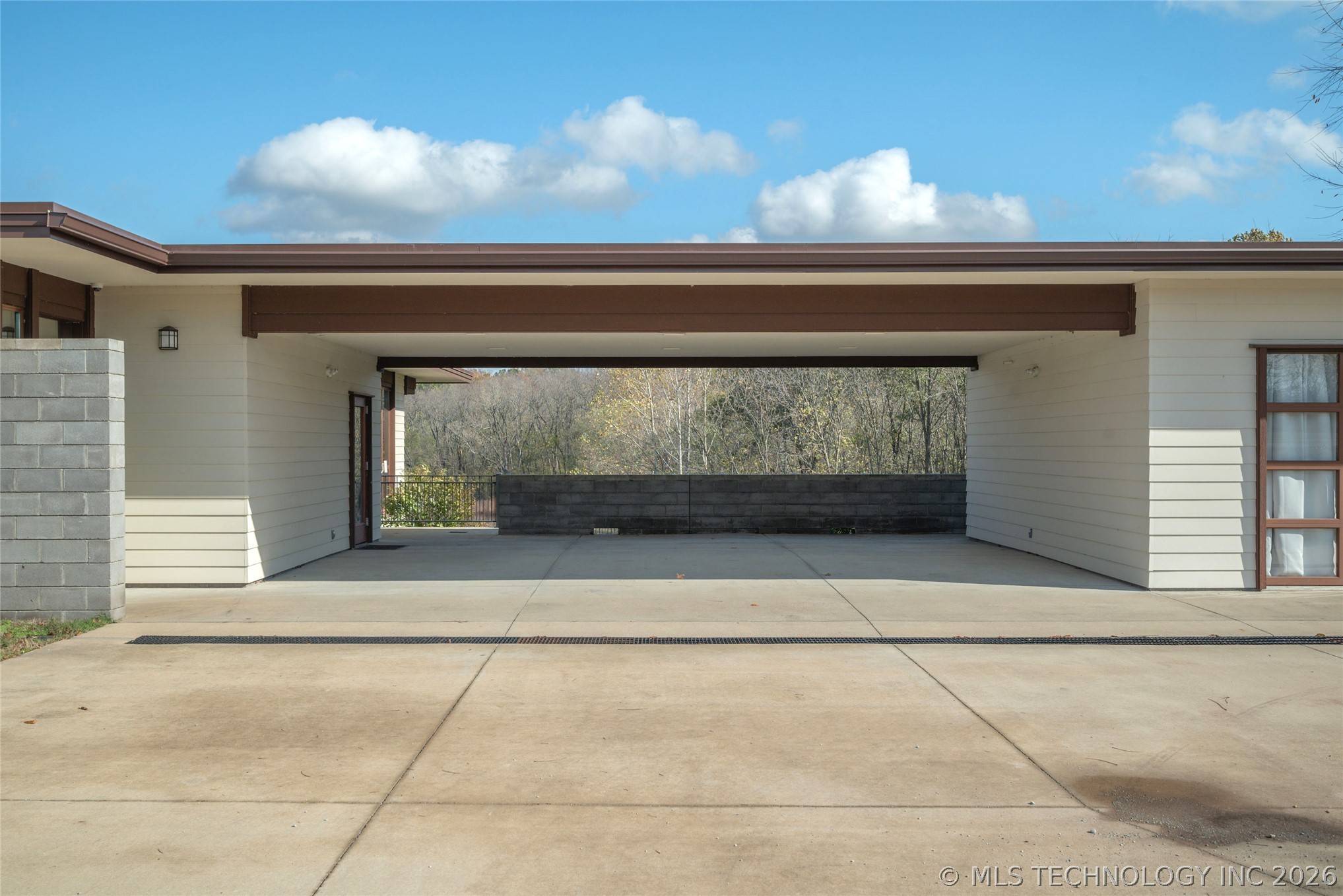 27400 S 614 Road Property Photo 52
