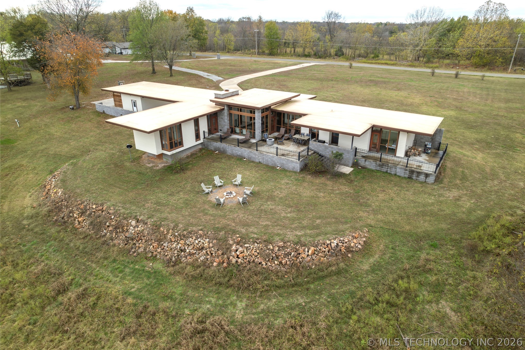 27400 S 614 Road Property Photo 62
