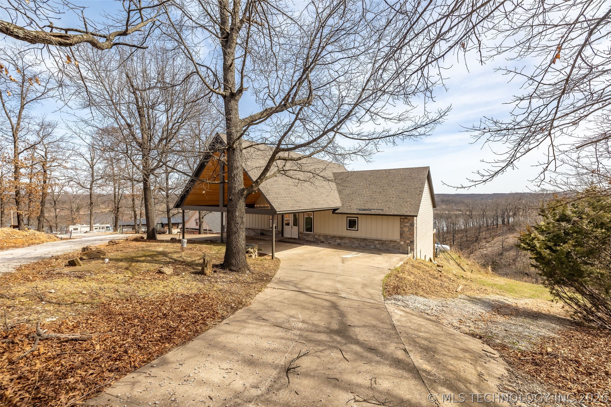 145 Private Road 66 Property Photo 10