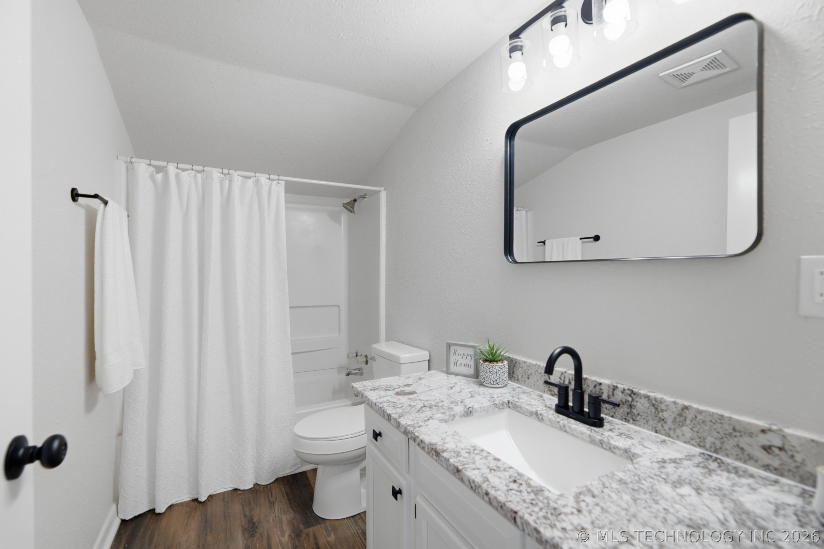 308 First Street Property Photo 11