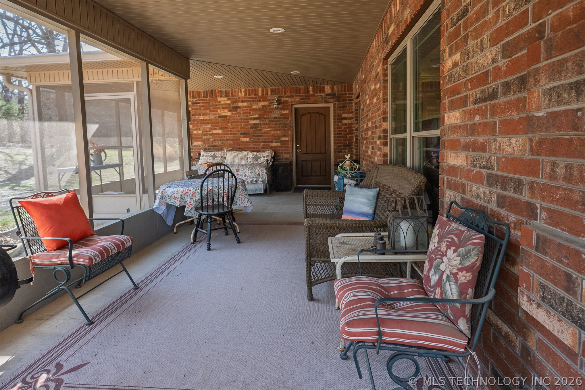 10287 N Sandridge Road Property Photo 8