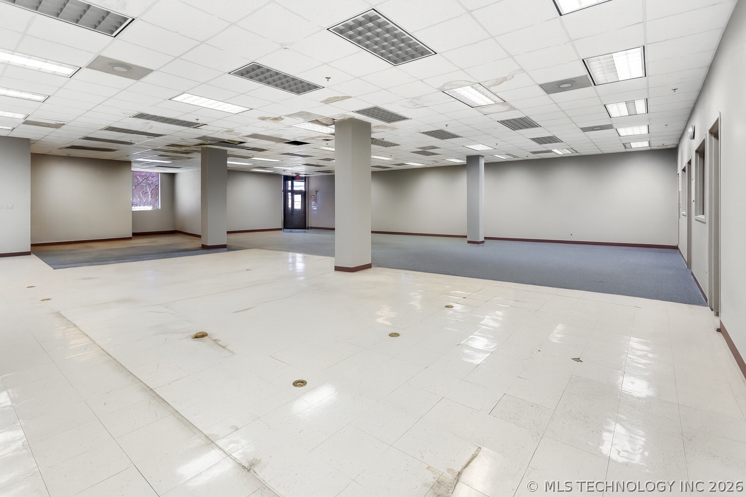 315 W Will Rogers Boulevard Property Photo 6