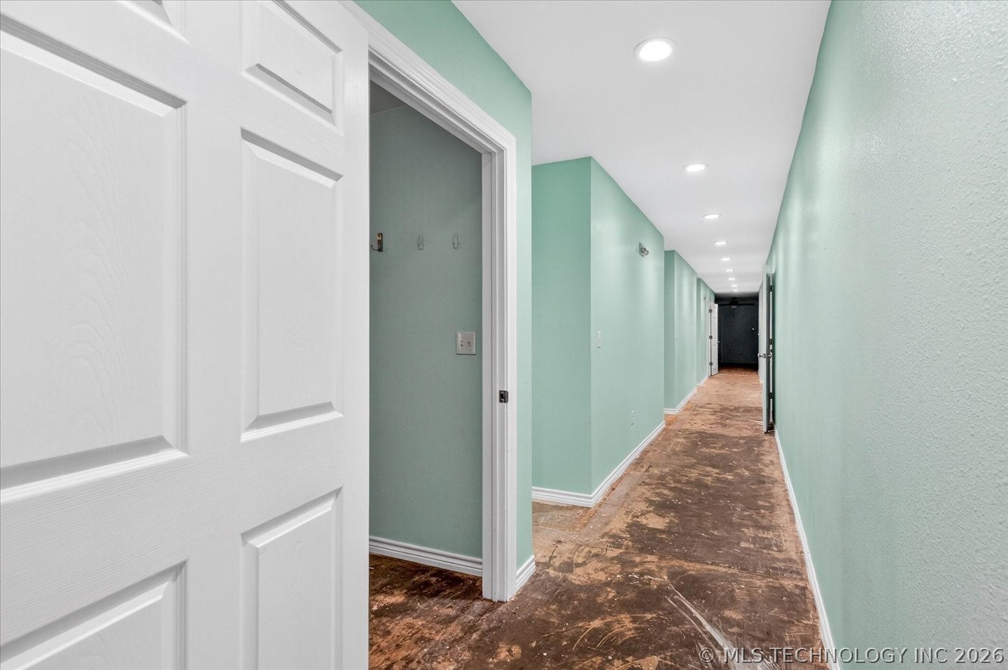 121 N Maple Street Property Photo 15