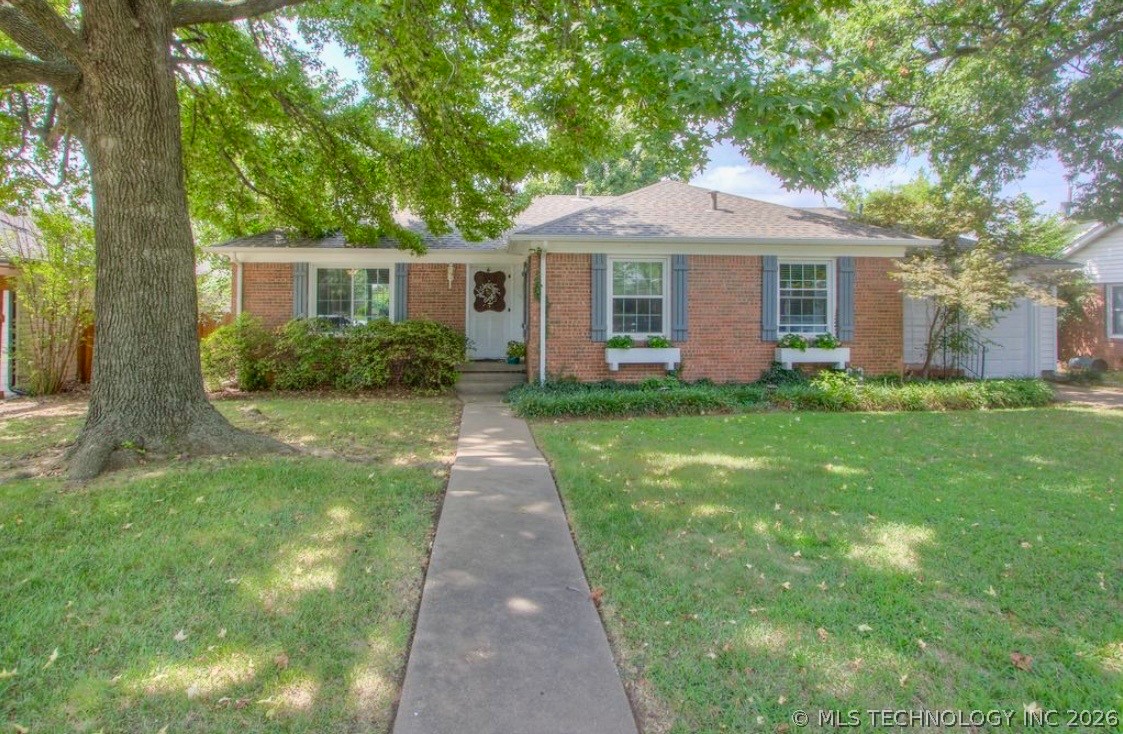 2358 S Delaware Court Property Photo 18