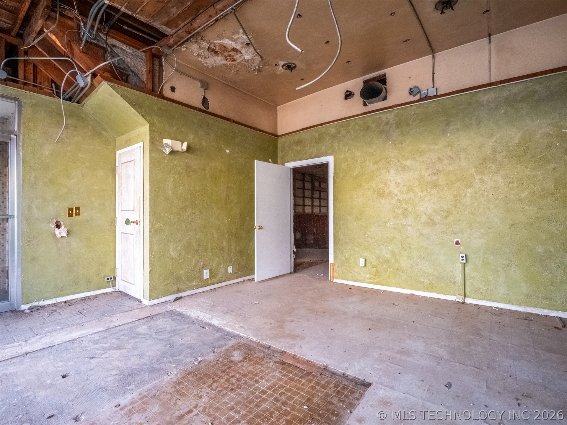 212 E Choctaw Property Photo 38