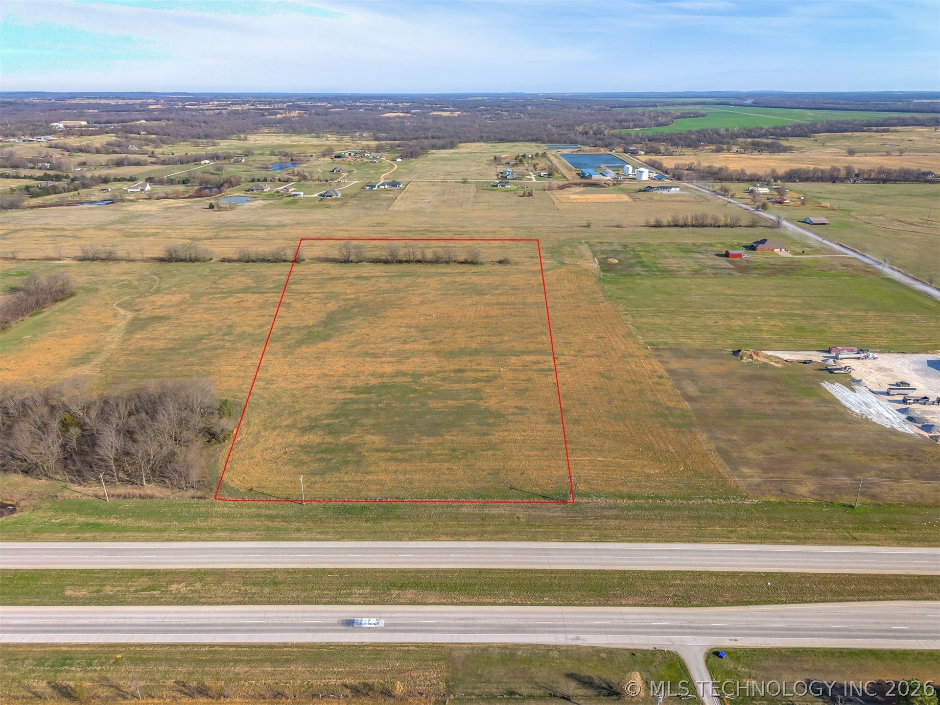 10 E State Highway 51 Highway Property Photo 1