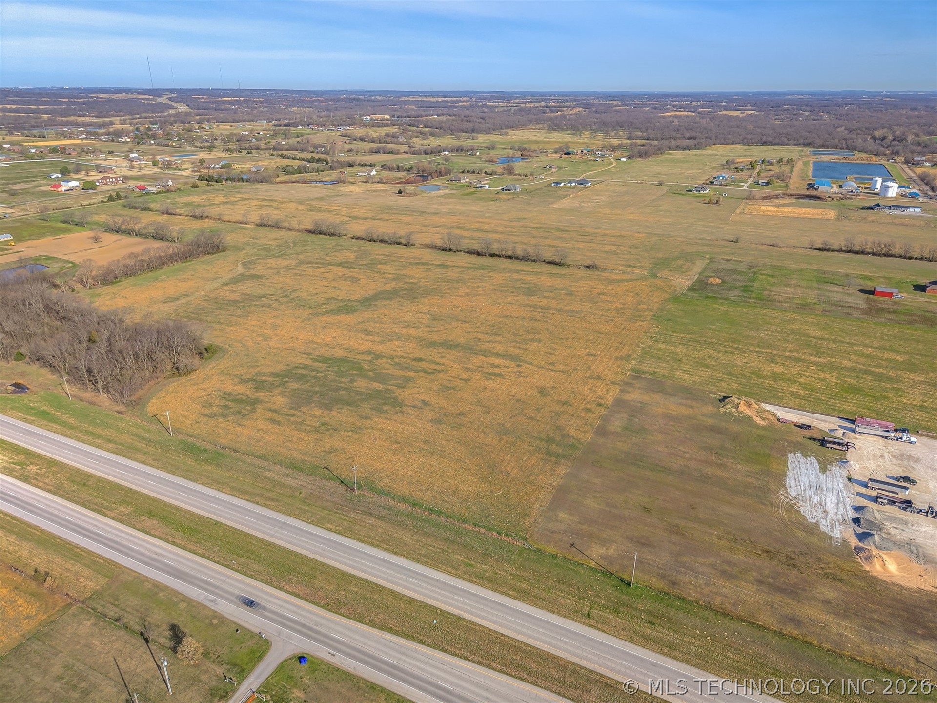 10 E State Highway 51 Highway Property Photo 3