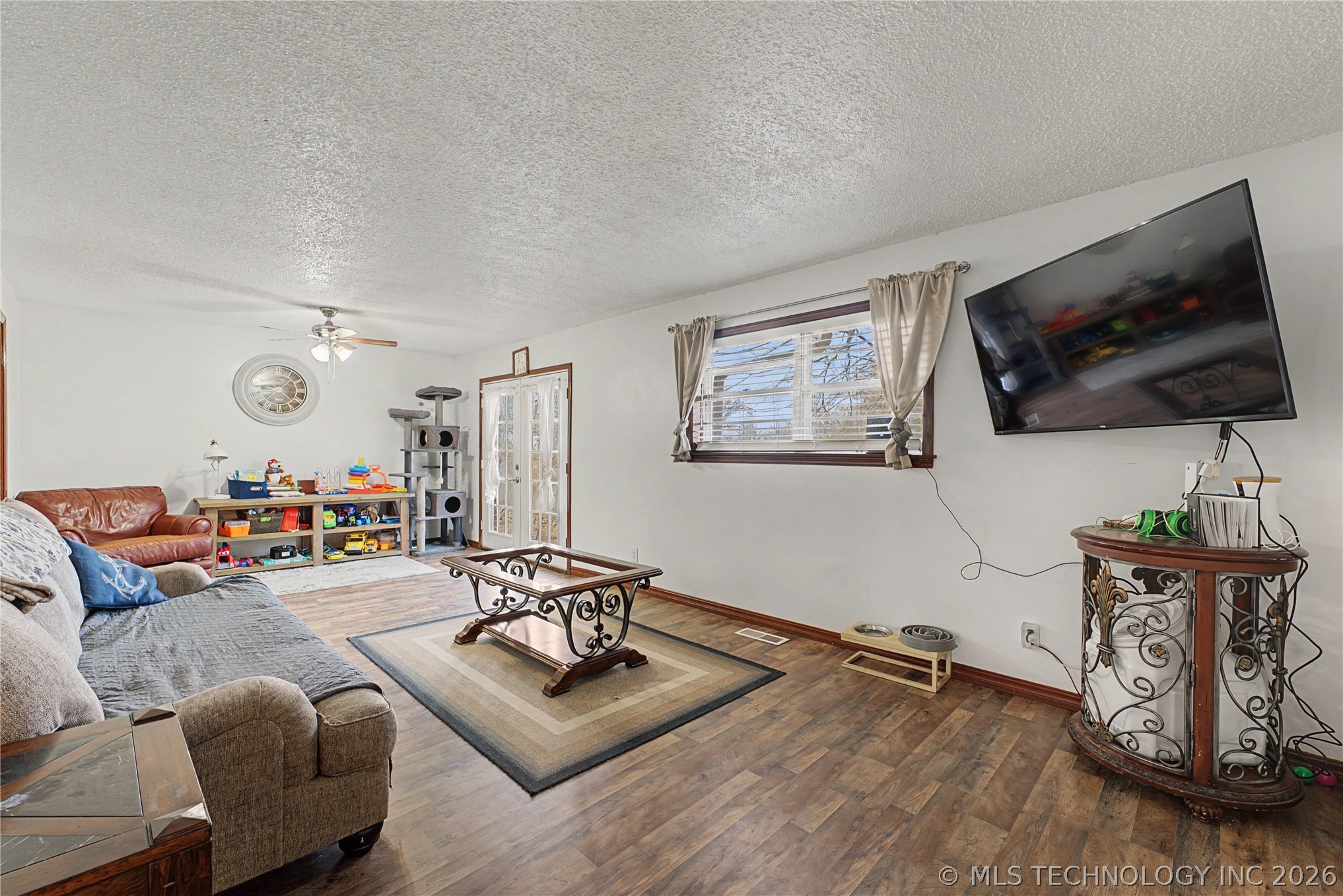 14131 N 100th Avenue E Property Photo 3