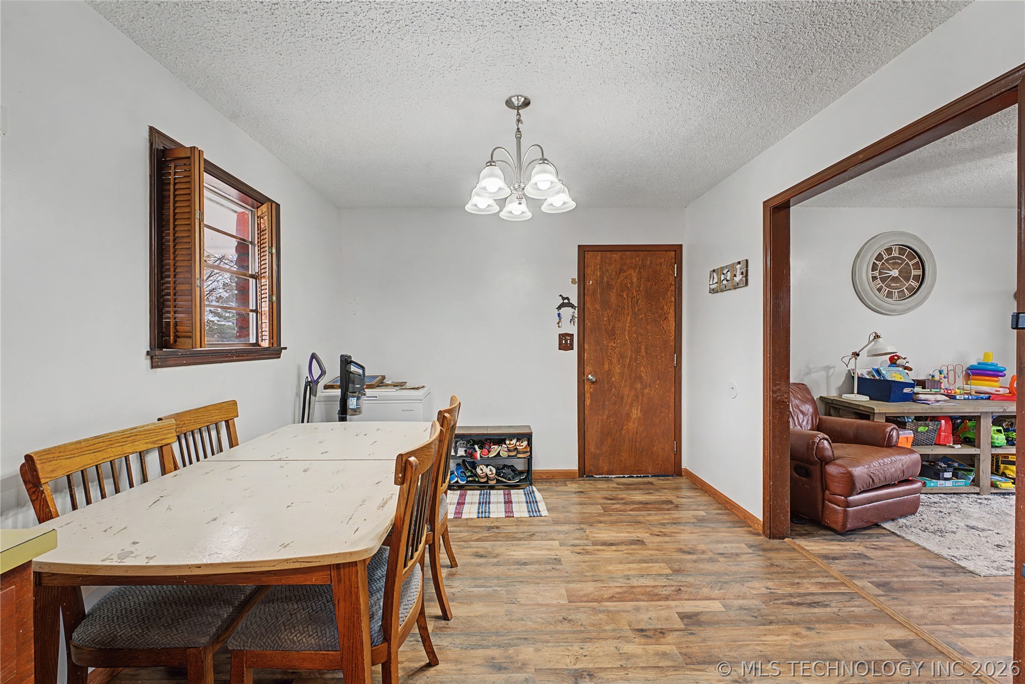 14131 N 100th Avenue E Property Photo 5
