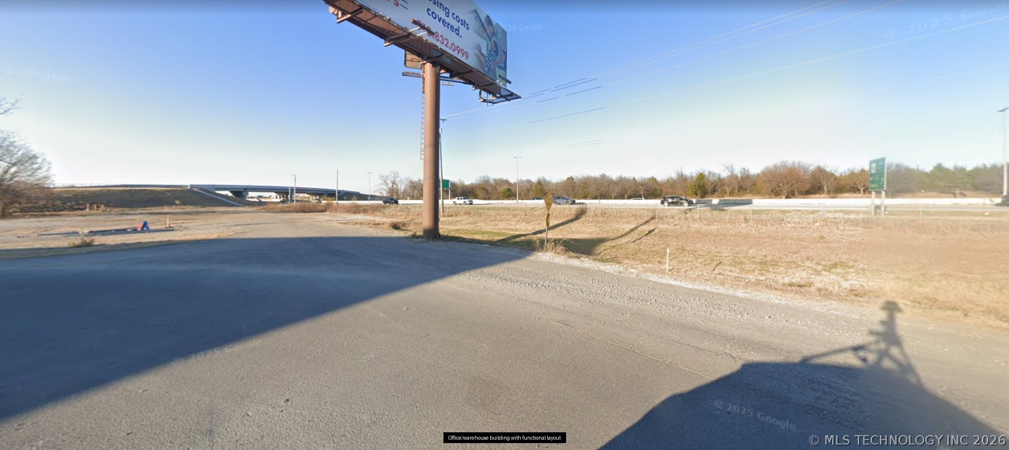 2400 E College Street Property Photo 3