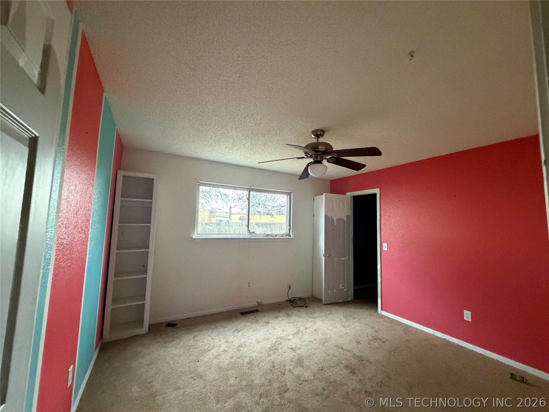 2309 W Jackson Street Property Photo 6