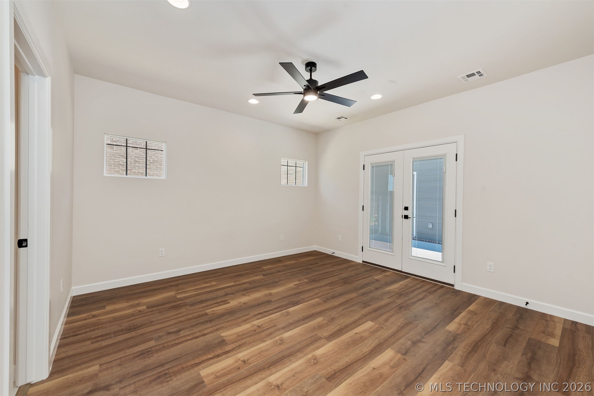 1123 S Delaware Place Property Photo 12