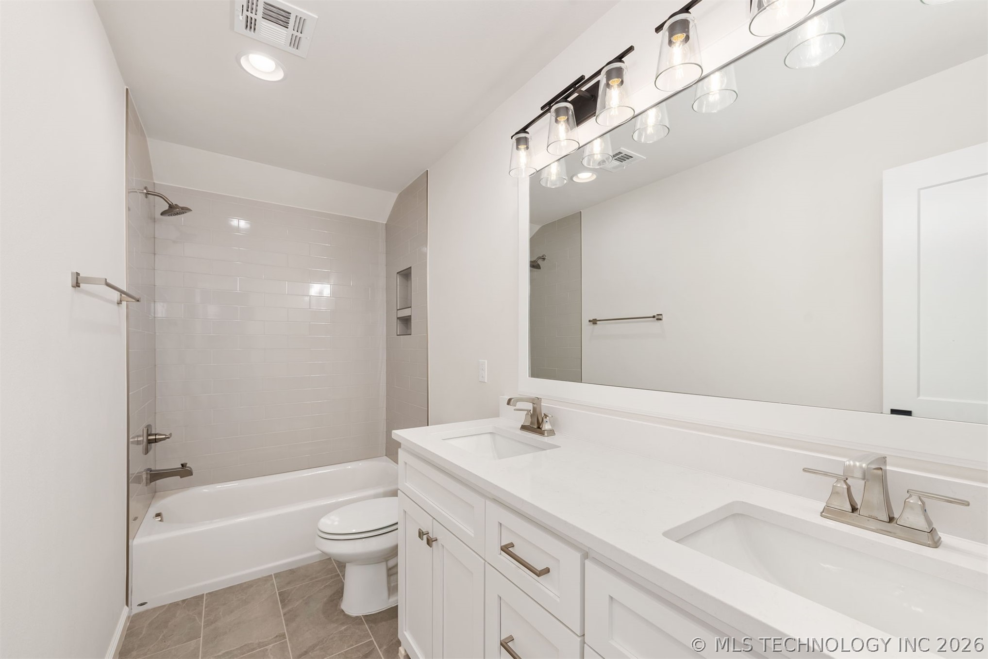 1123 S Delaware Place Property Photo 20