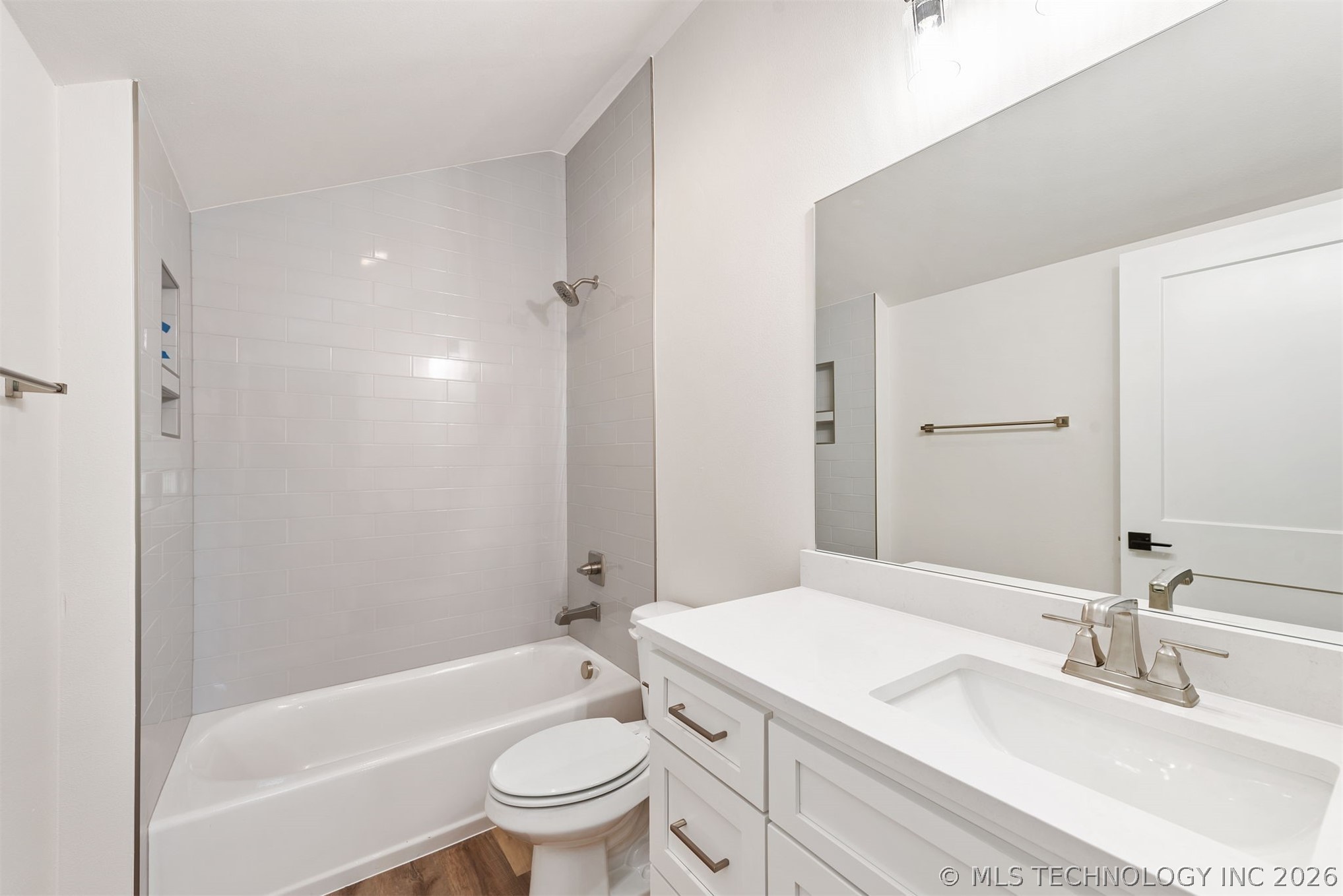 1123 S Delaware Place Property Photo 21