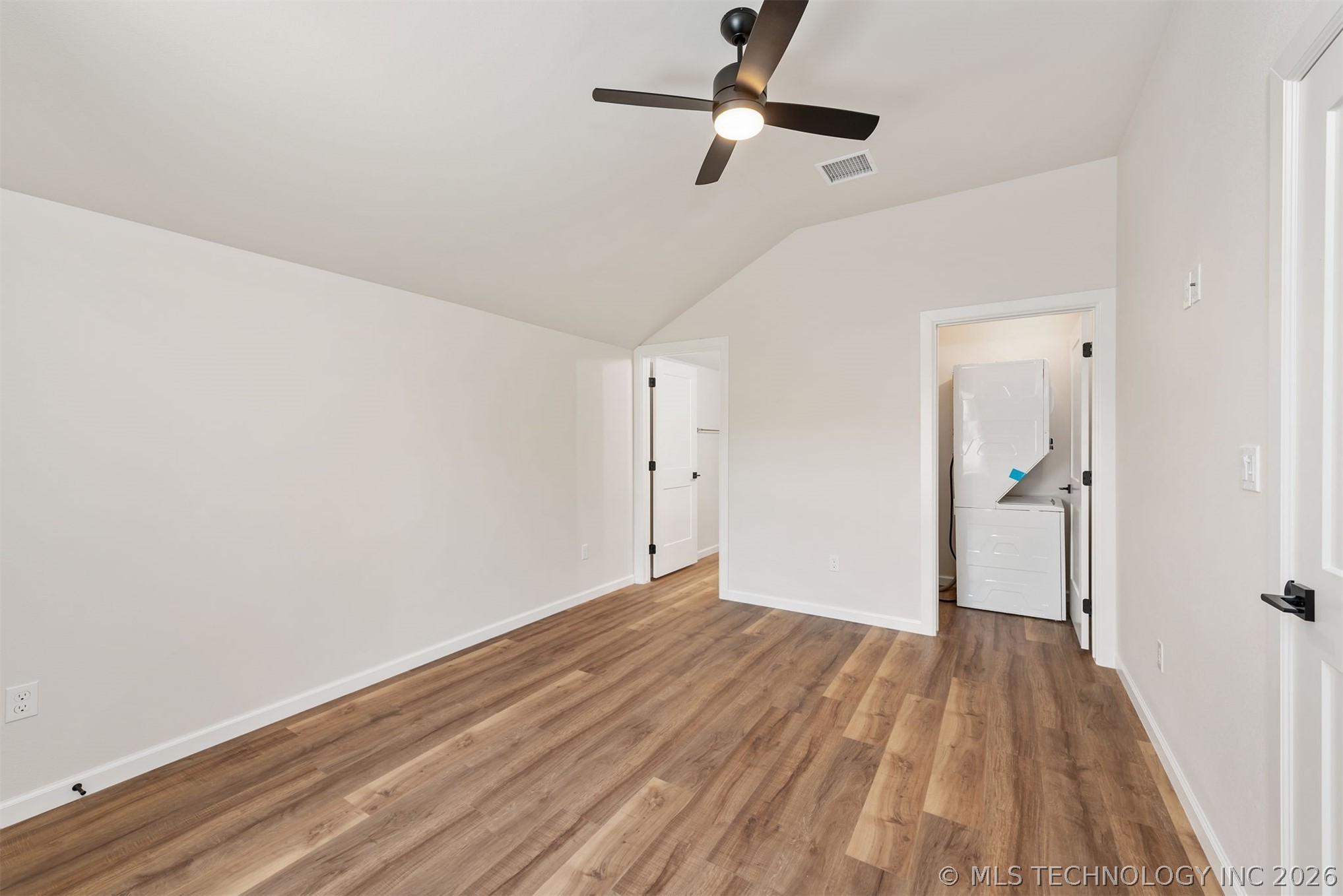 1123 S Delaware Place Property Photo 28