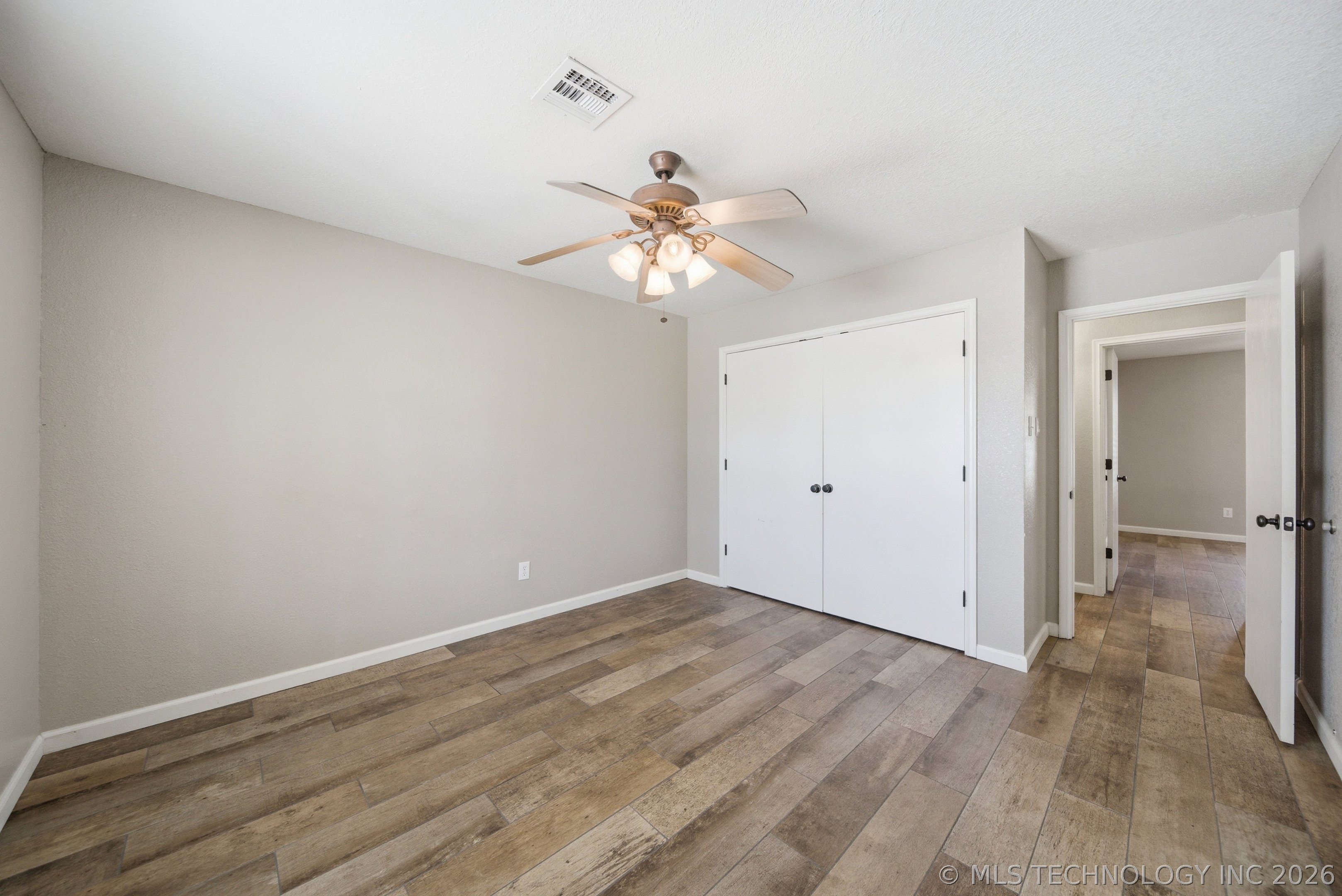 16921 Elm Lane Property Photo 20