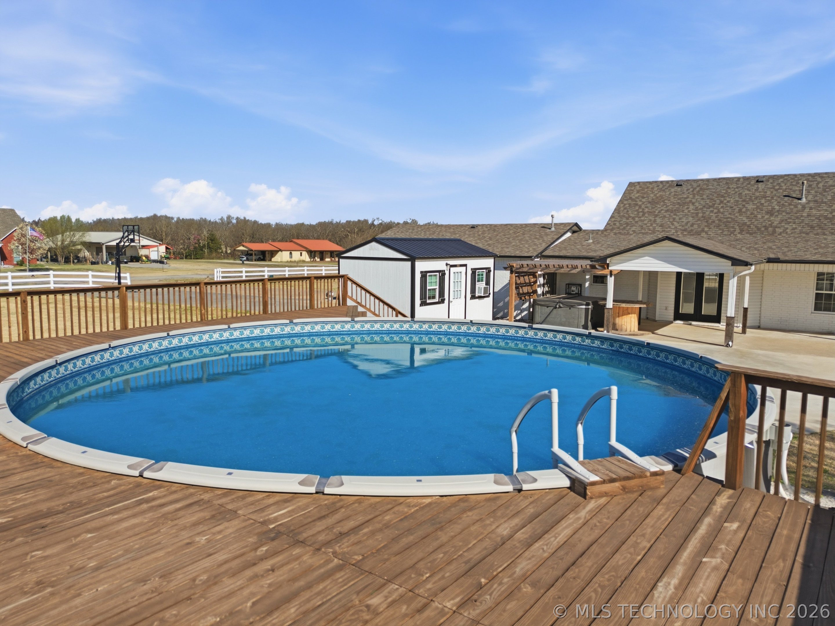 16921 Elm Lane Property Photo 27