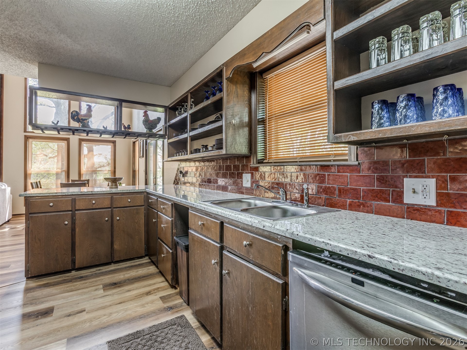 110390 S 4183 Property Photo 21