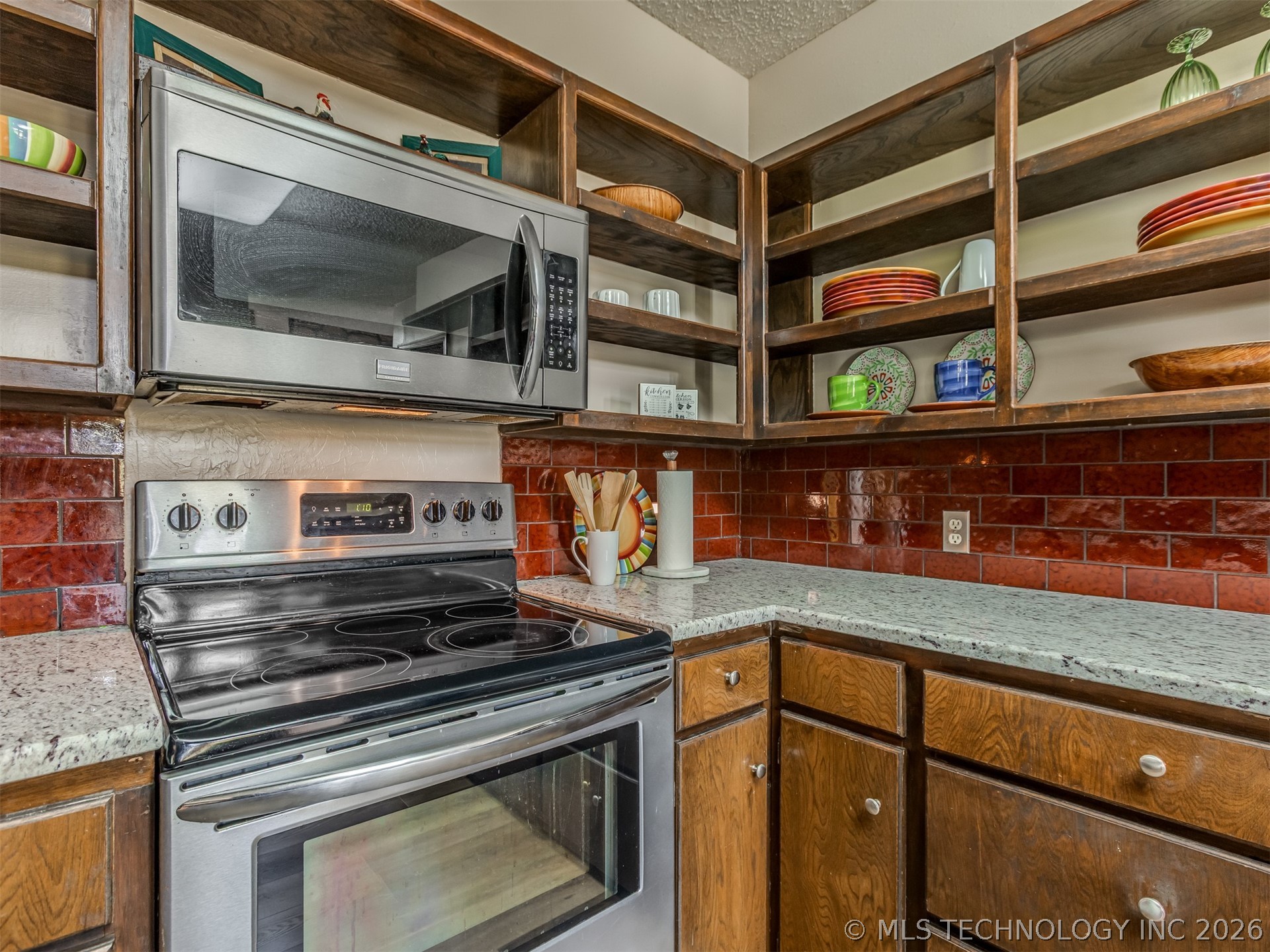 110390 S 4183 Property Photo 22