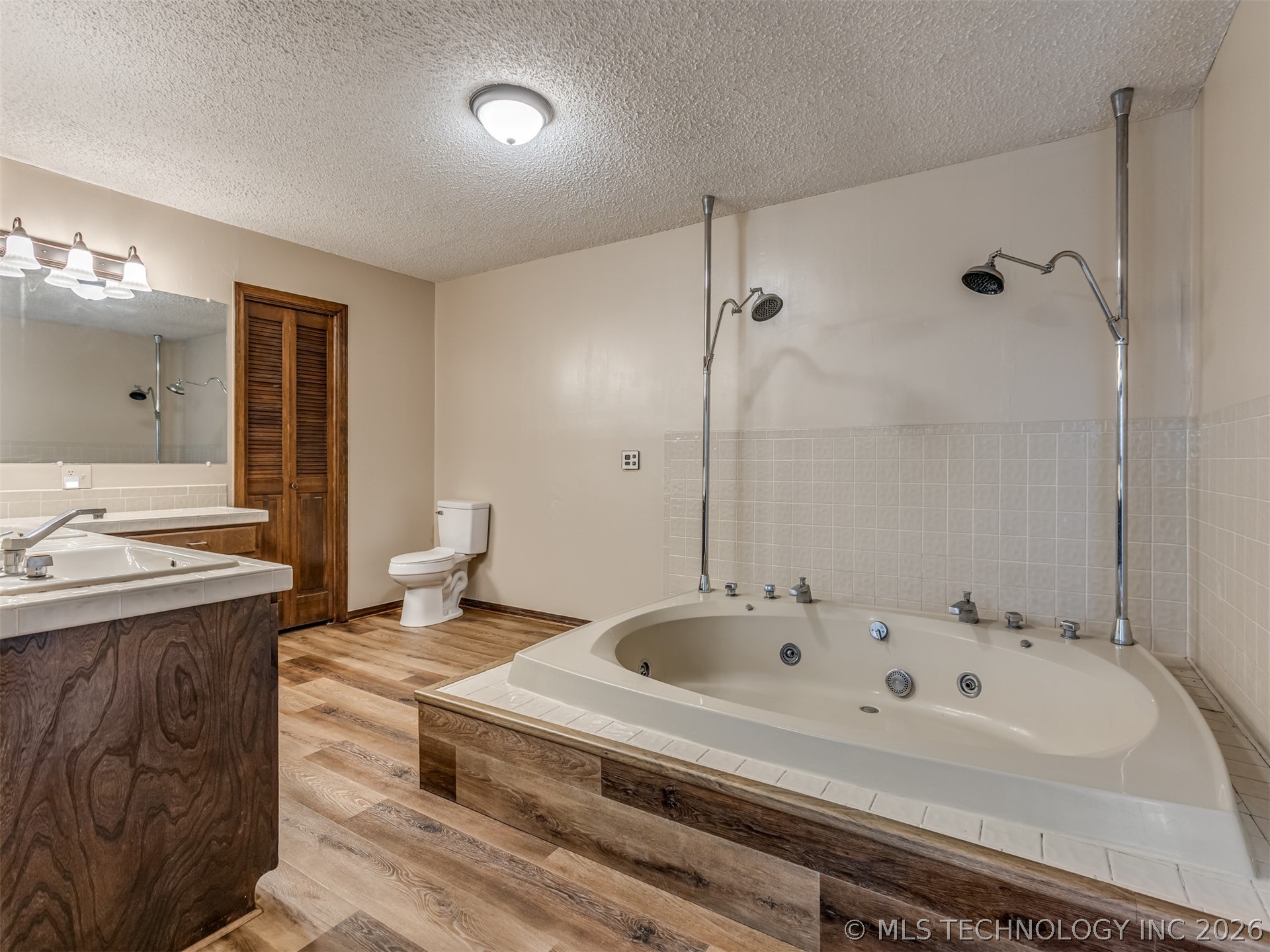 110390 S 4183 Property Photo 28