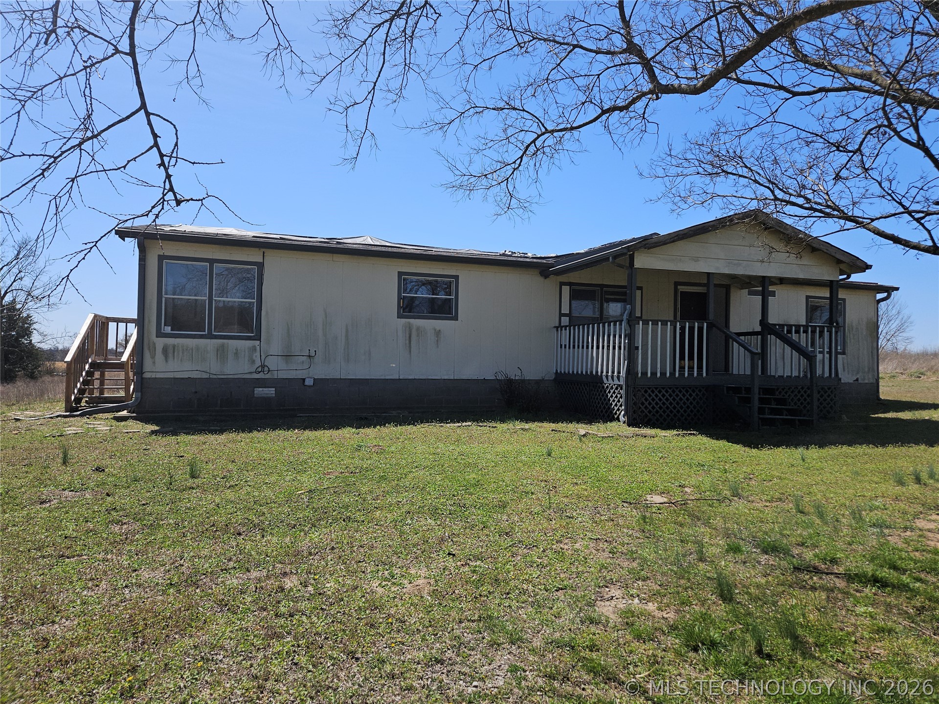 357487 E 770 Road Property Photo 1