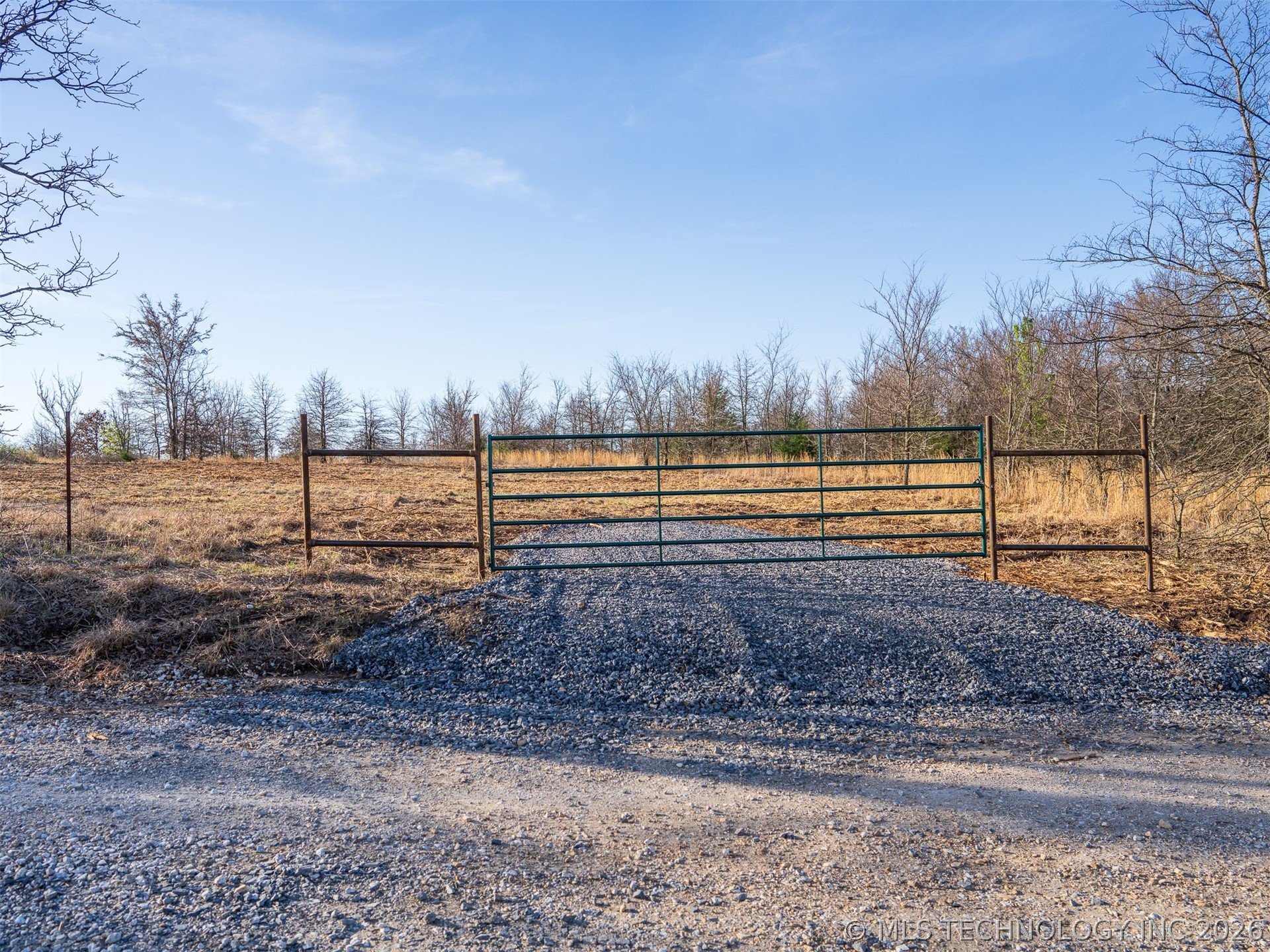 2 E 1110 Road Property Photo 18
