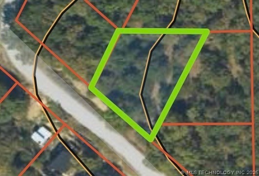 18 Lakecrest Drive Property Photo 2