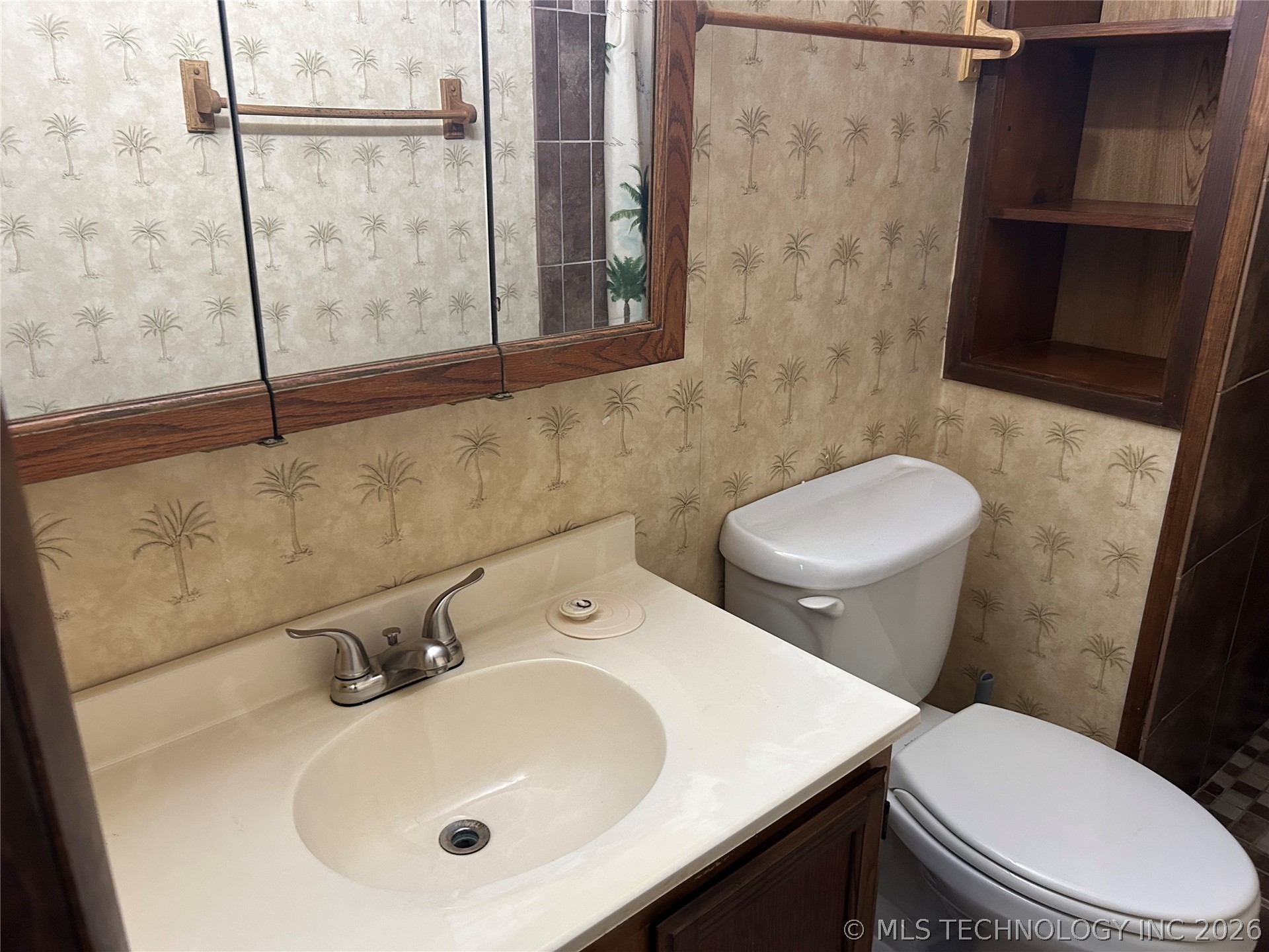 2408 Sarah Lane Property Photo 17
