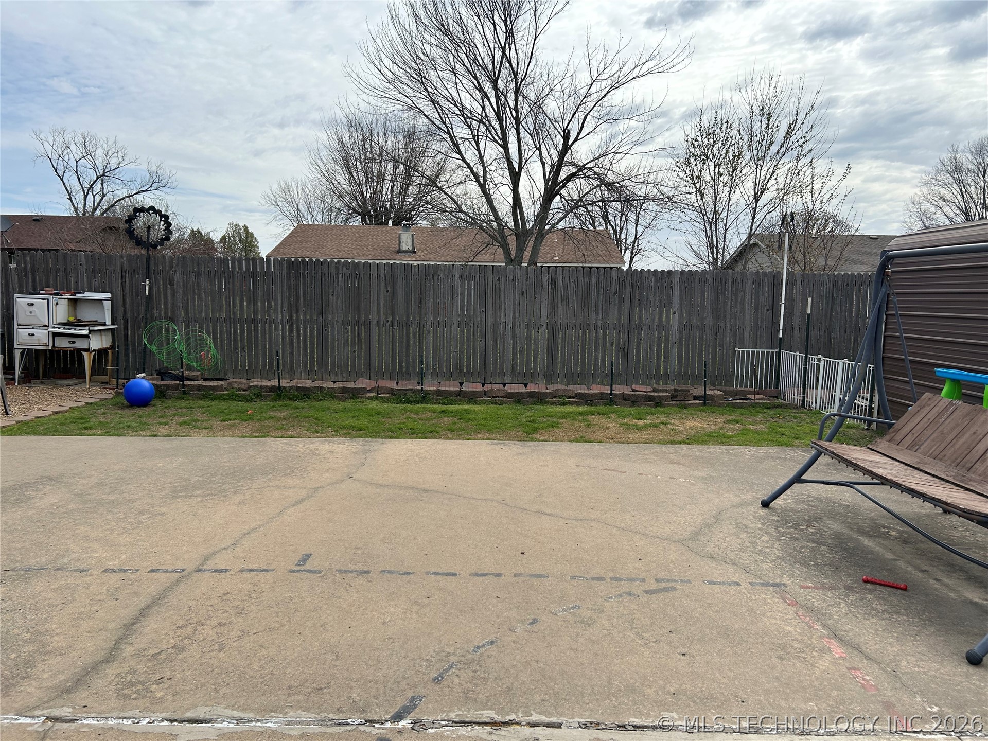 2408 Sarah Lane Property Photo 44
