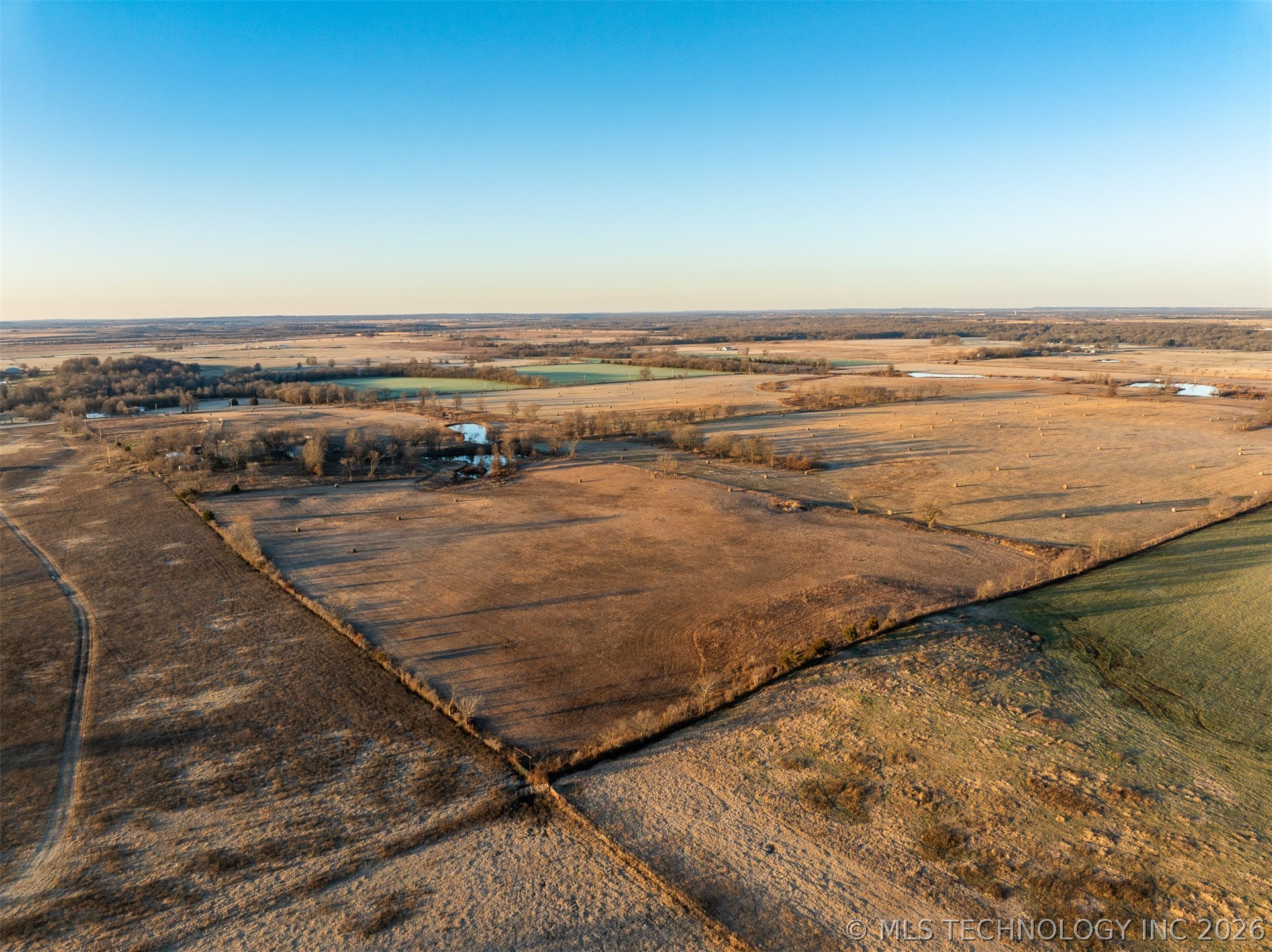 0110 E 220 Road Property Photo 11