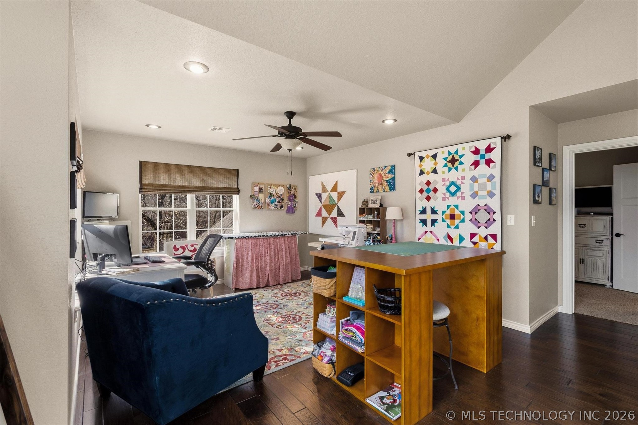 2713 Redbud Lane Property Photo 32