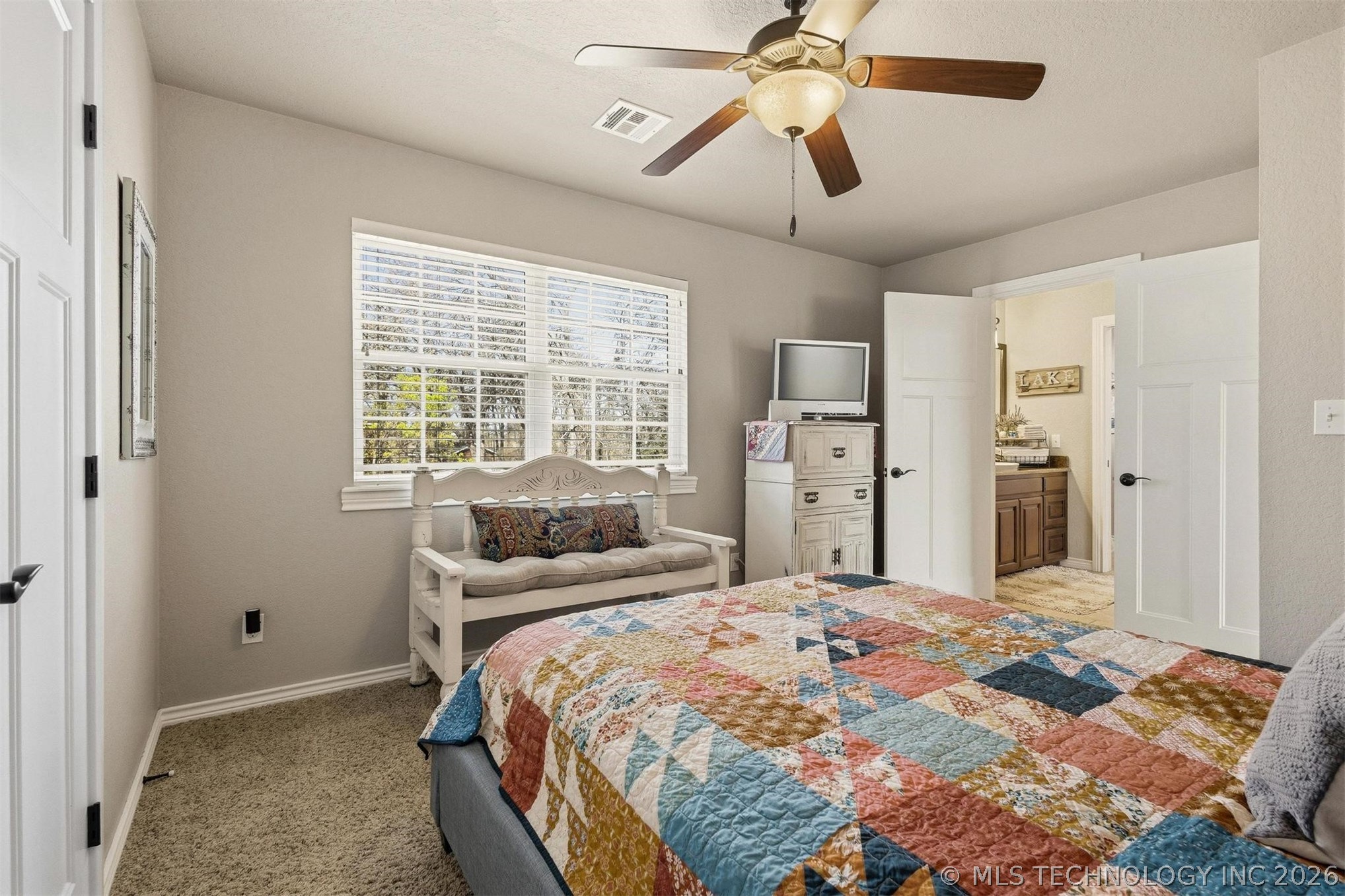 2713 Redbud Lane Property Photo 36