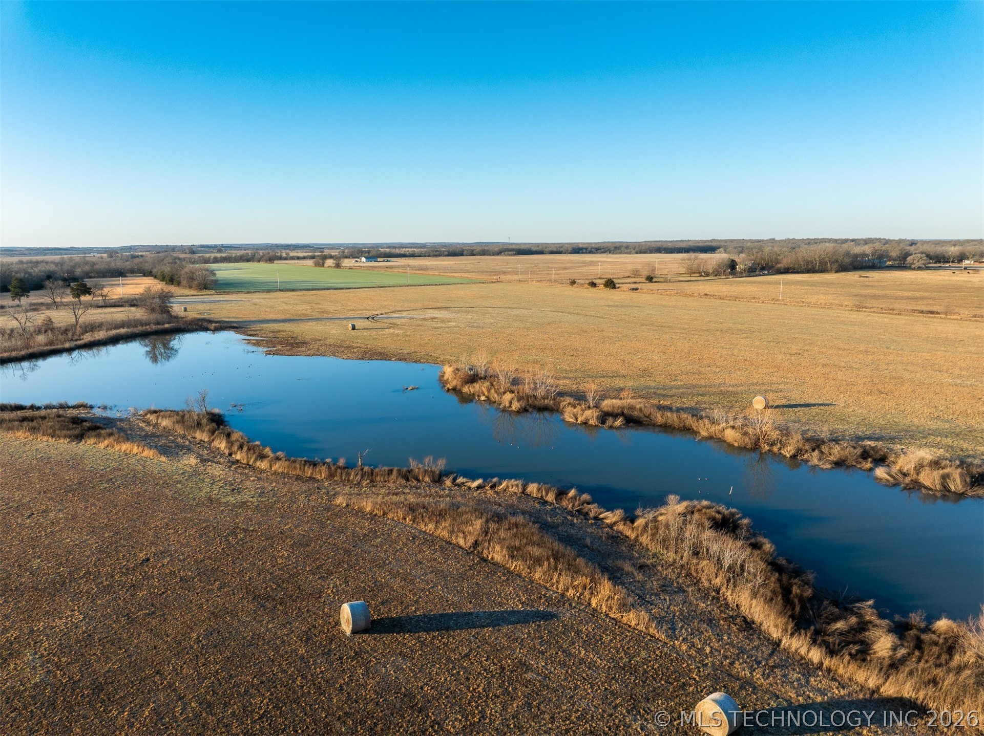 220 E 220 Road Property Photo 15