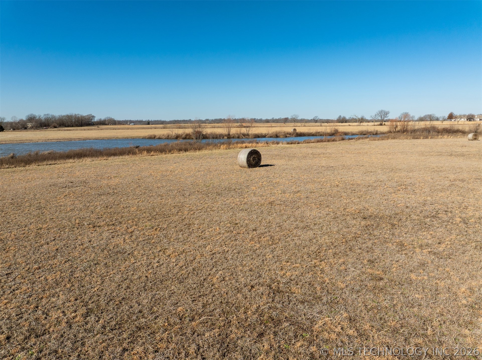 220 E 220 Road Property Photo 32