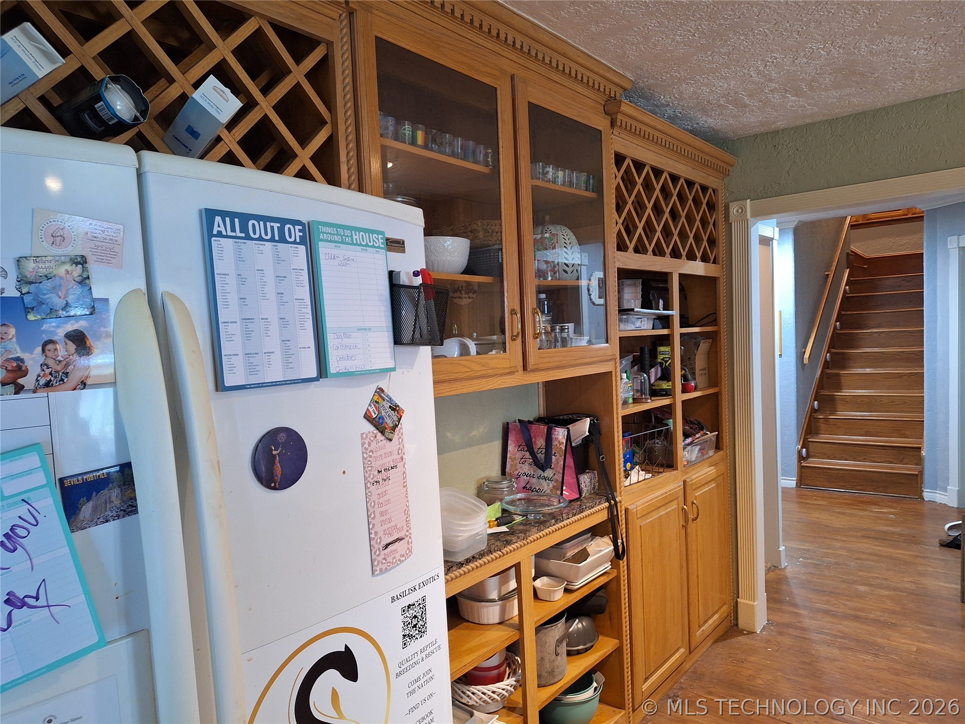 729 W Plato Road Property Photo 12